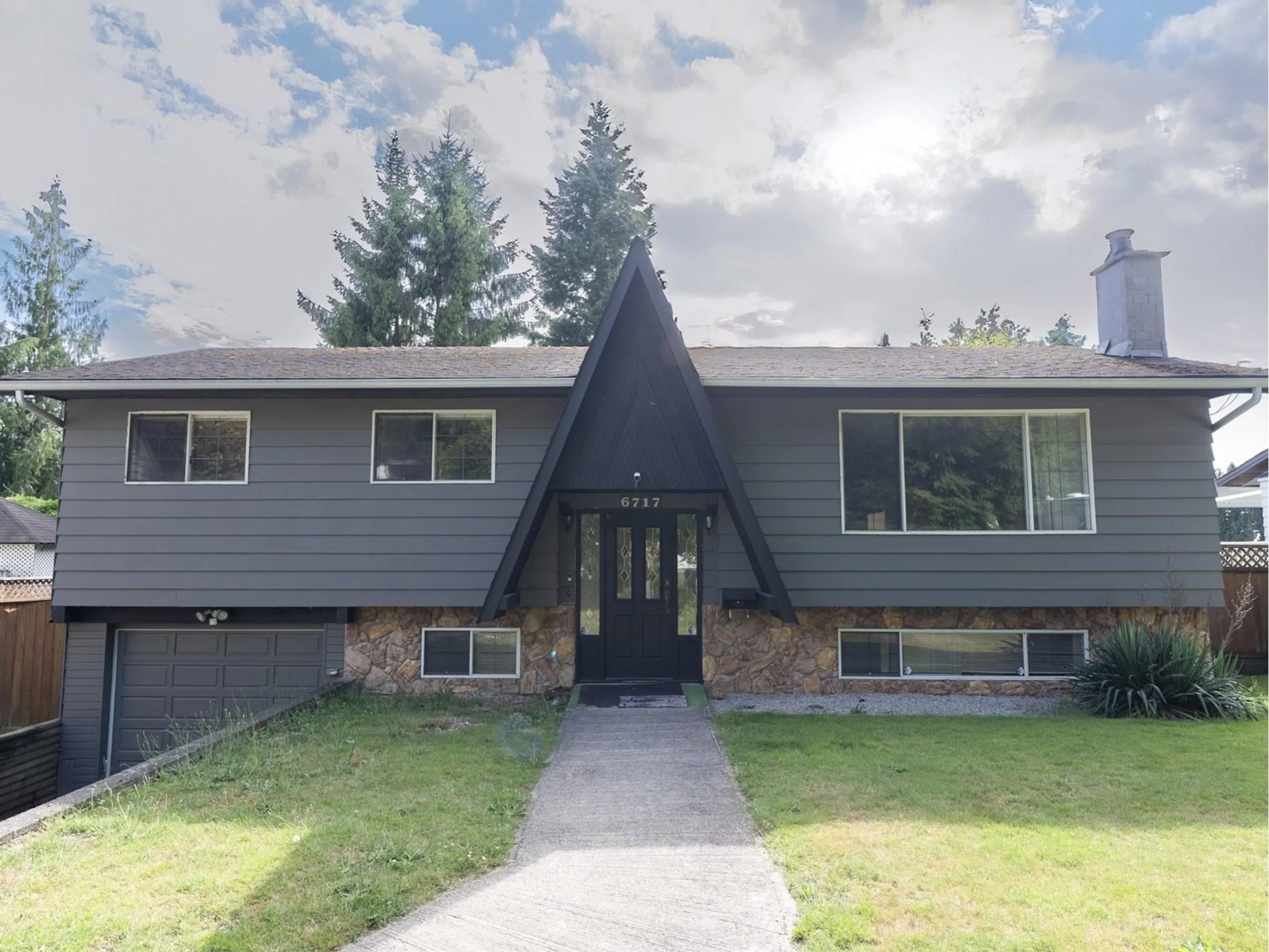 Home with vinyl exterior material, mountain view for 6717 KENT, Delta British Columbia V4E1K6