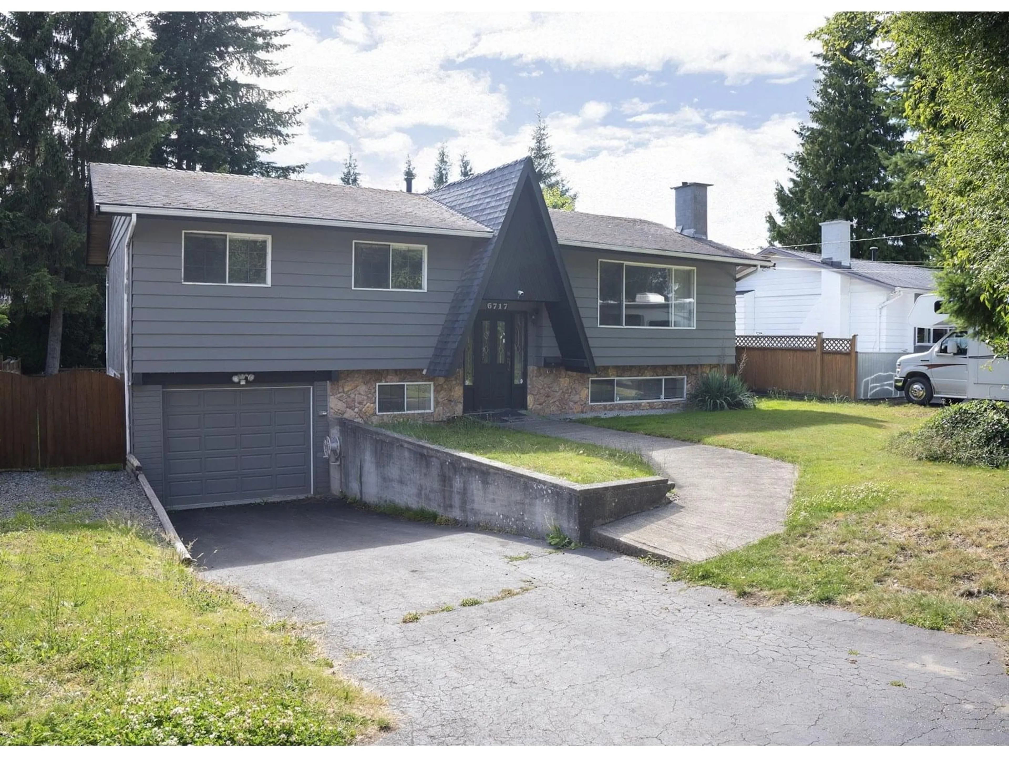 Unknown for 6717 KENT, Delta British Columbia V4E1K6
