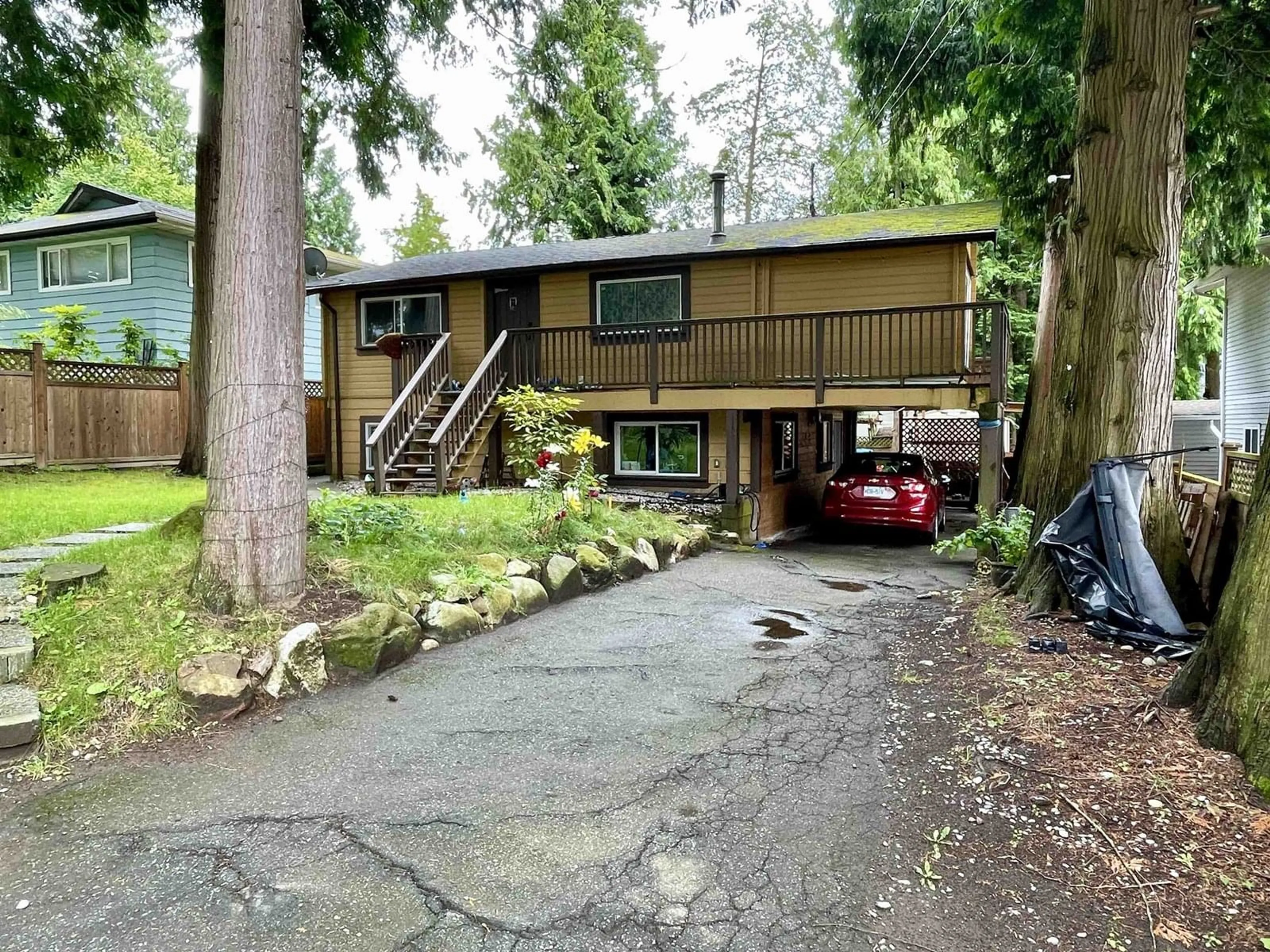 A pic from outside/outdoor area/front of a property/back of a property/a pic from drone, street for 12730 15A, Surrey British Columbia V4A1M1
