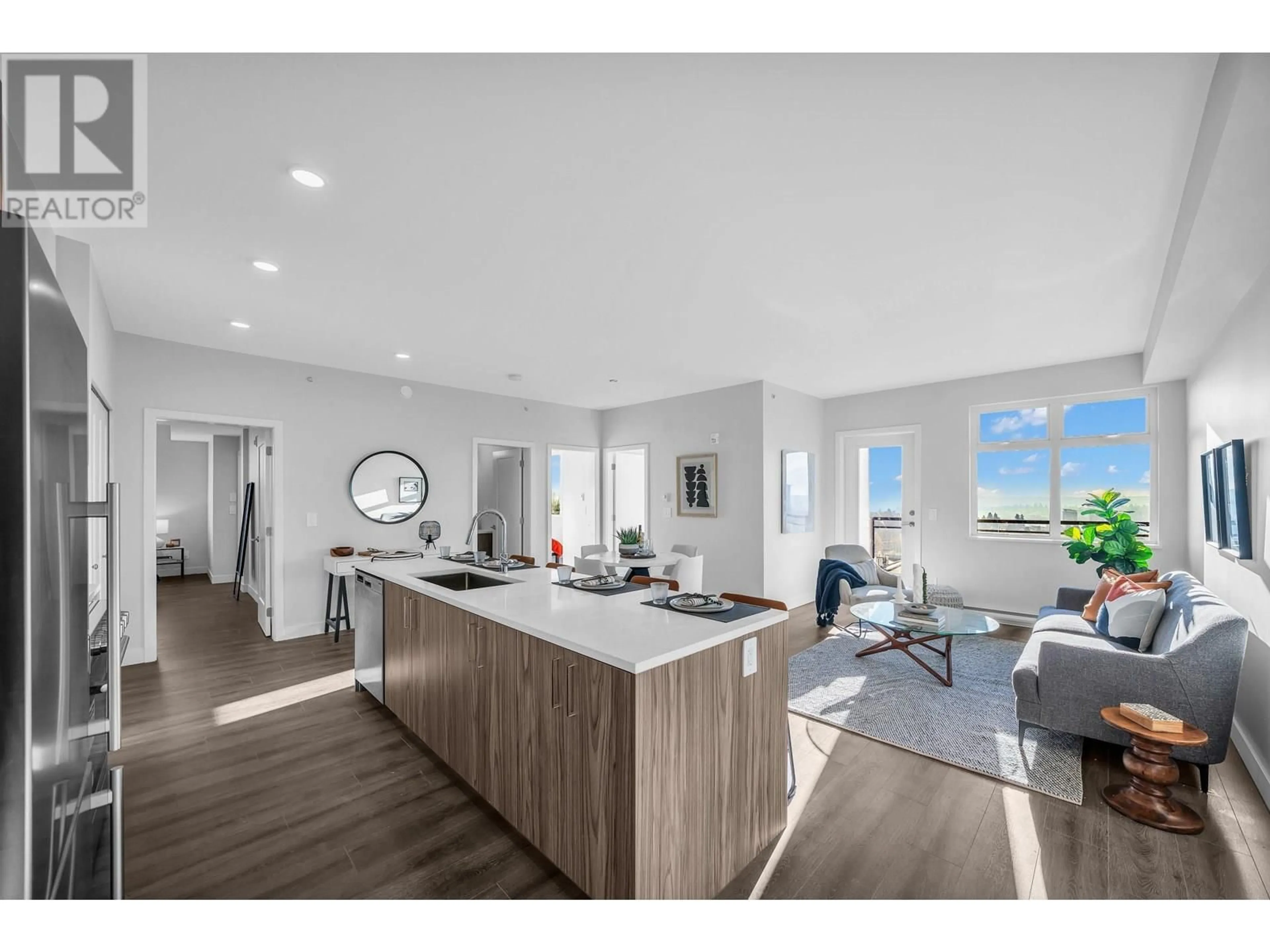 Open concept kitchen, unknown for 404 - 5535 HASTINGS STREET, Burnaby British Columbia V5B1R2