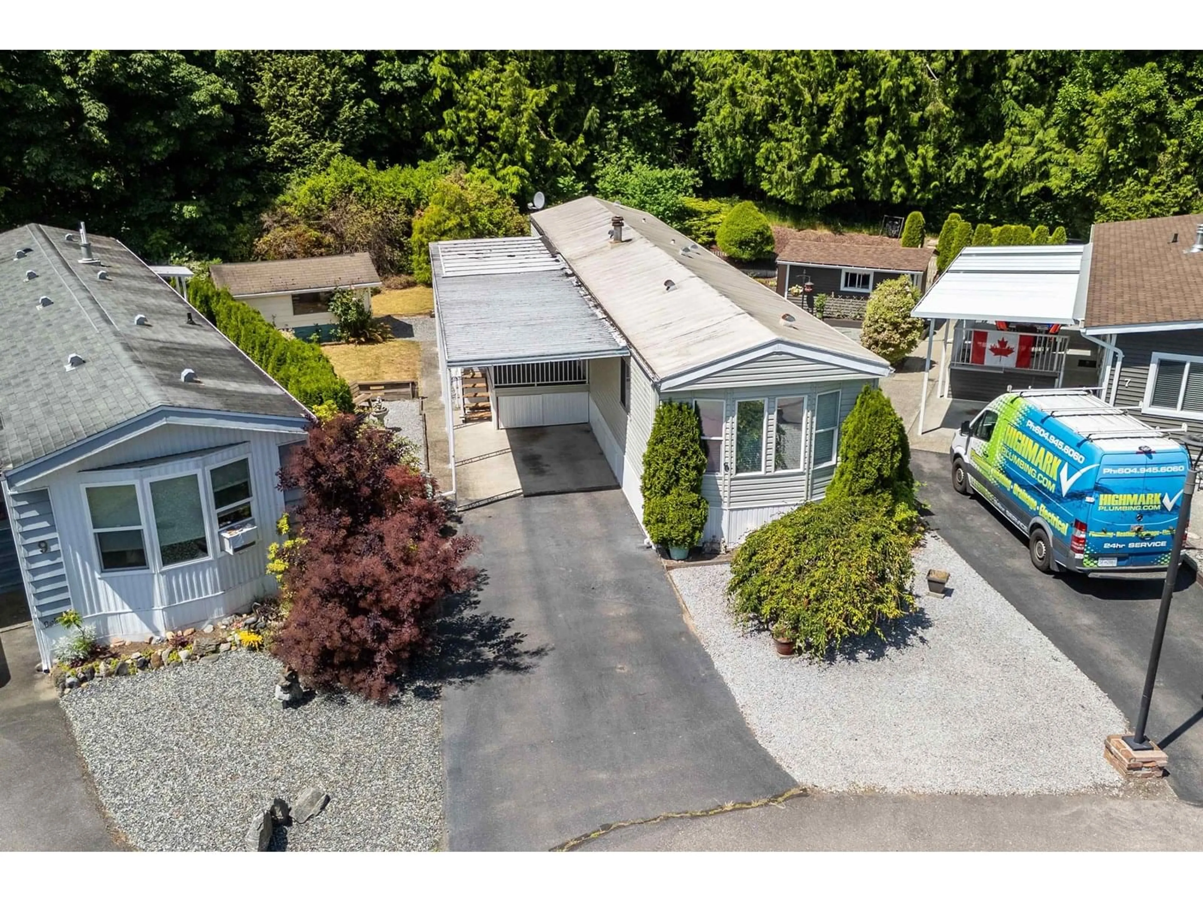 A pic from outside/outdoor area/front of a property/back of a property/a pic from drone, street for 8 - 2315 198, Langley British Columbia V2Z1Z1