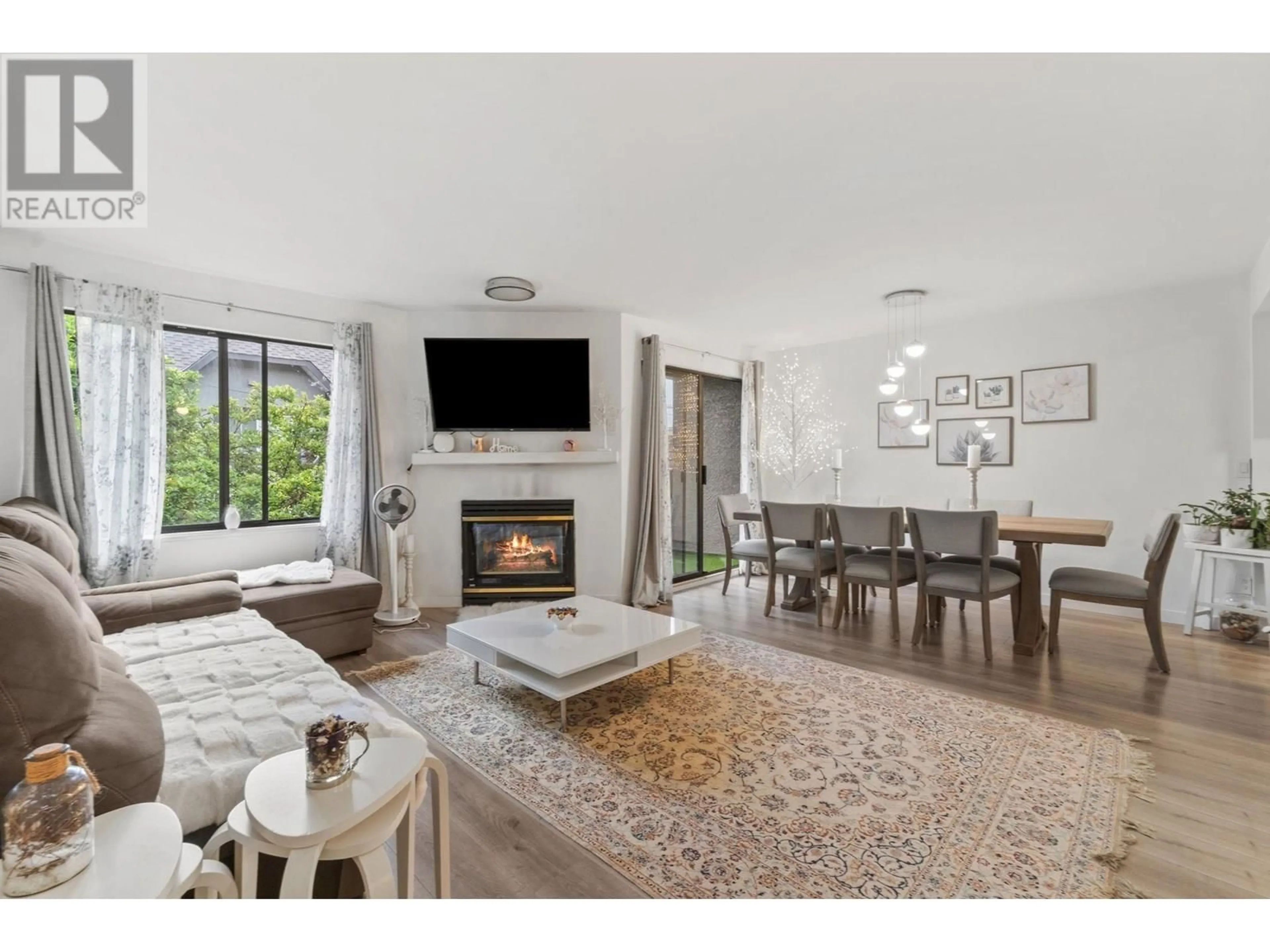 Unknown for 23 - 2133 ST. GEORGES AVENUE, North Vancouver British Columbia V7L3K5
