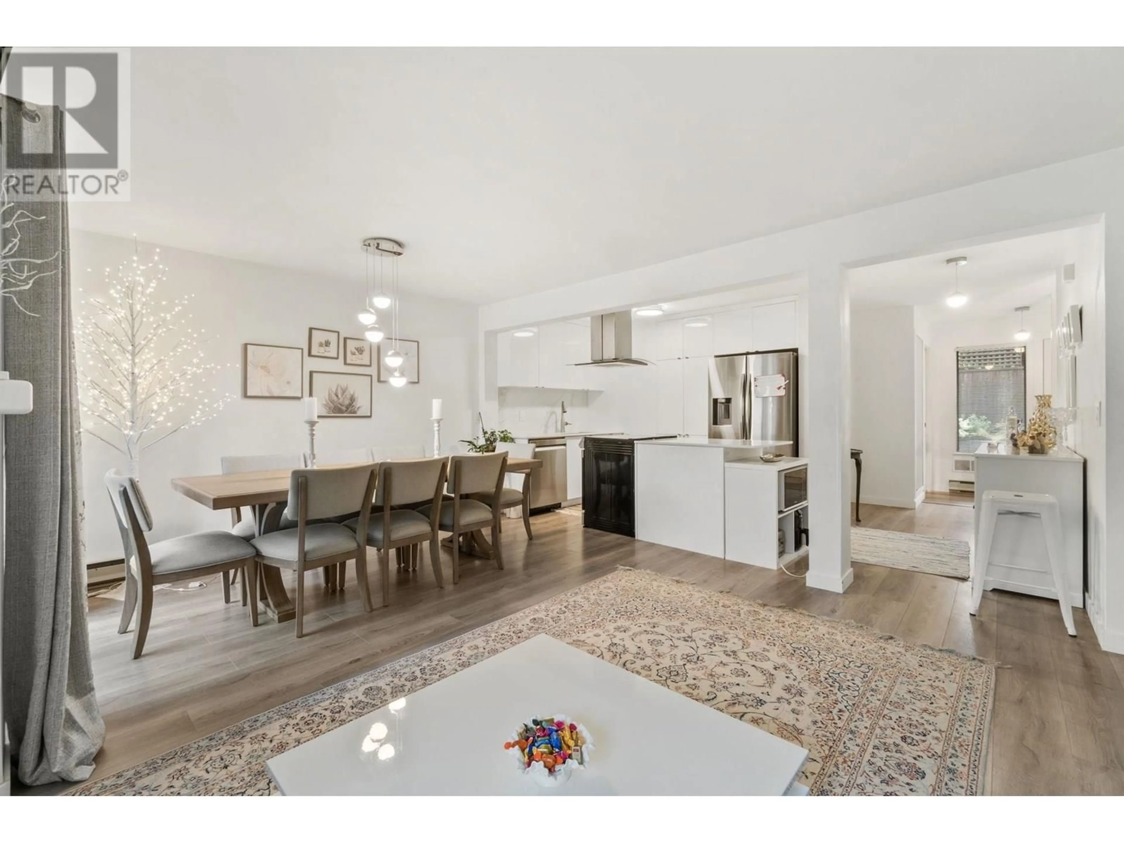 Open concept kitchen, unknown for 23 - 2133 ST. GEORGES AVENUE, North Vancouver British Columbia V7L3K5