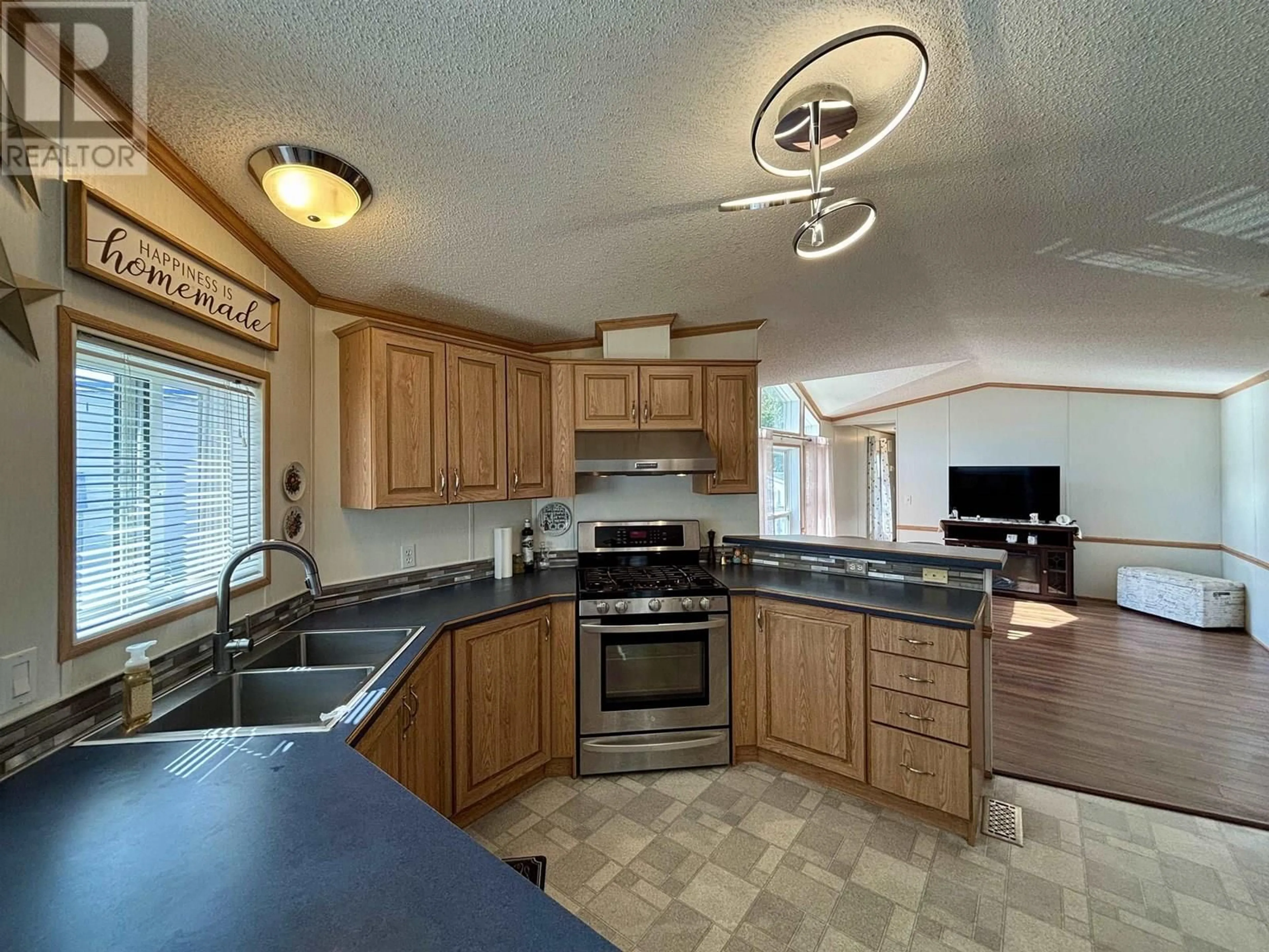 Open concept kitchen, ceramic/tile floor for 59 - 1000 INVERNESS ROAD, Prince George British Columbia V2K4V1