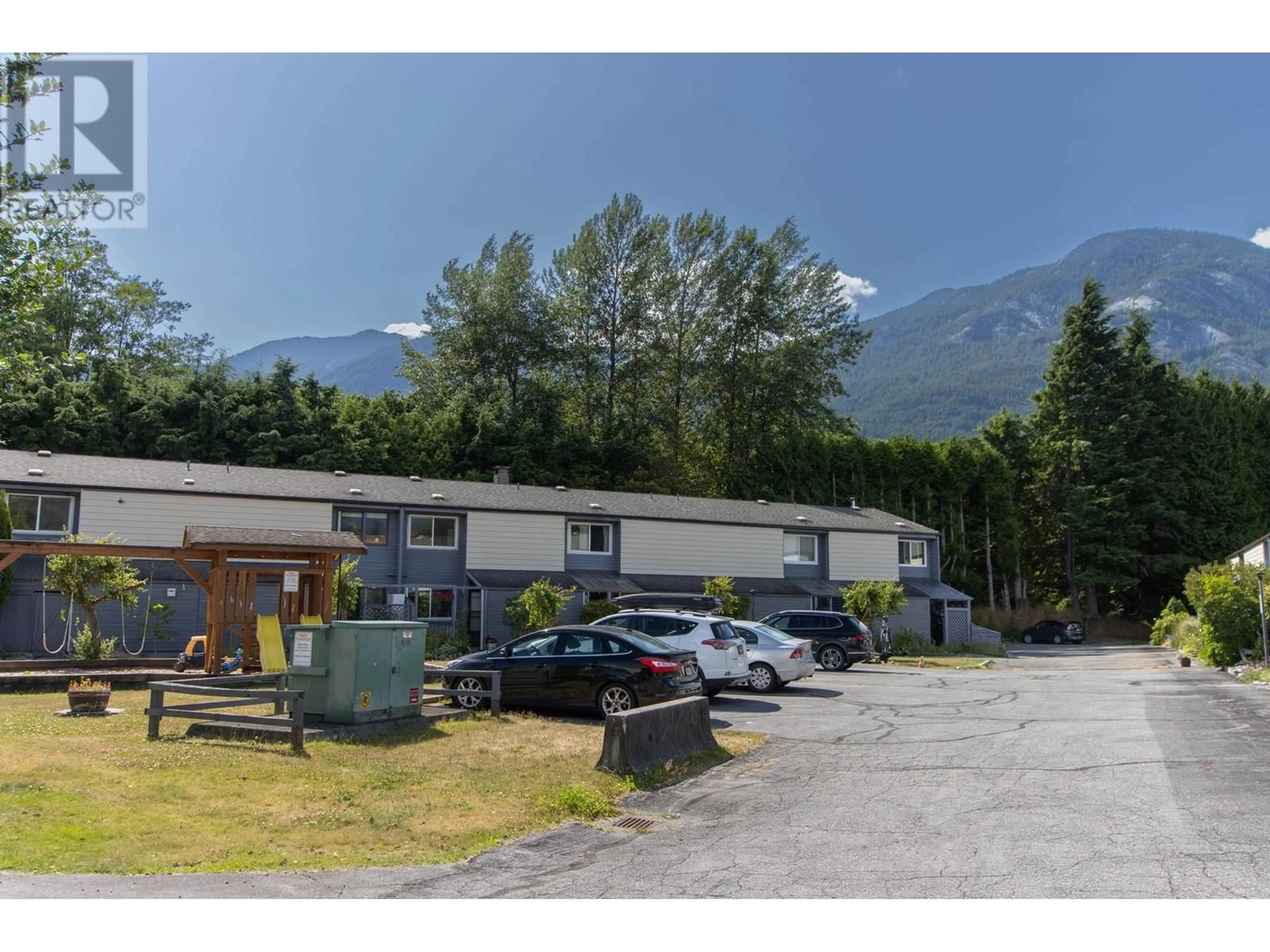 Unknown for 11 - 38455 WILSON CRESCENT, Squamish British Columbia V8B0G5
