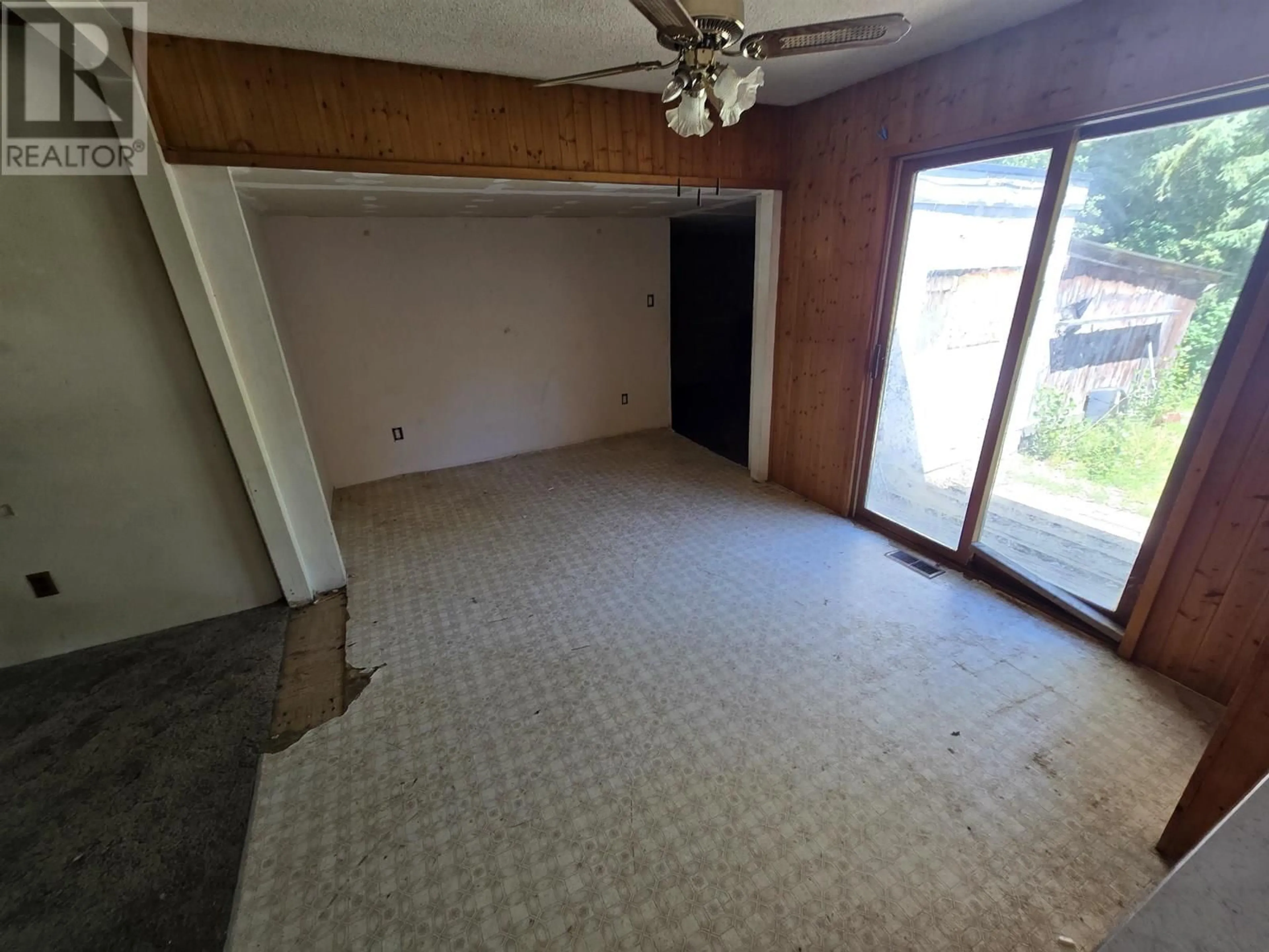 A pic of a room for 902 MAPLE DRIVE, Quesnel British Columbia V2J5M1