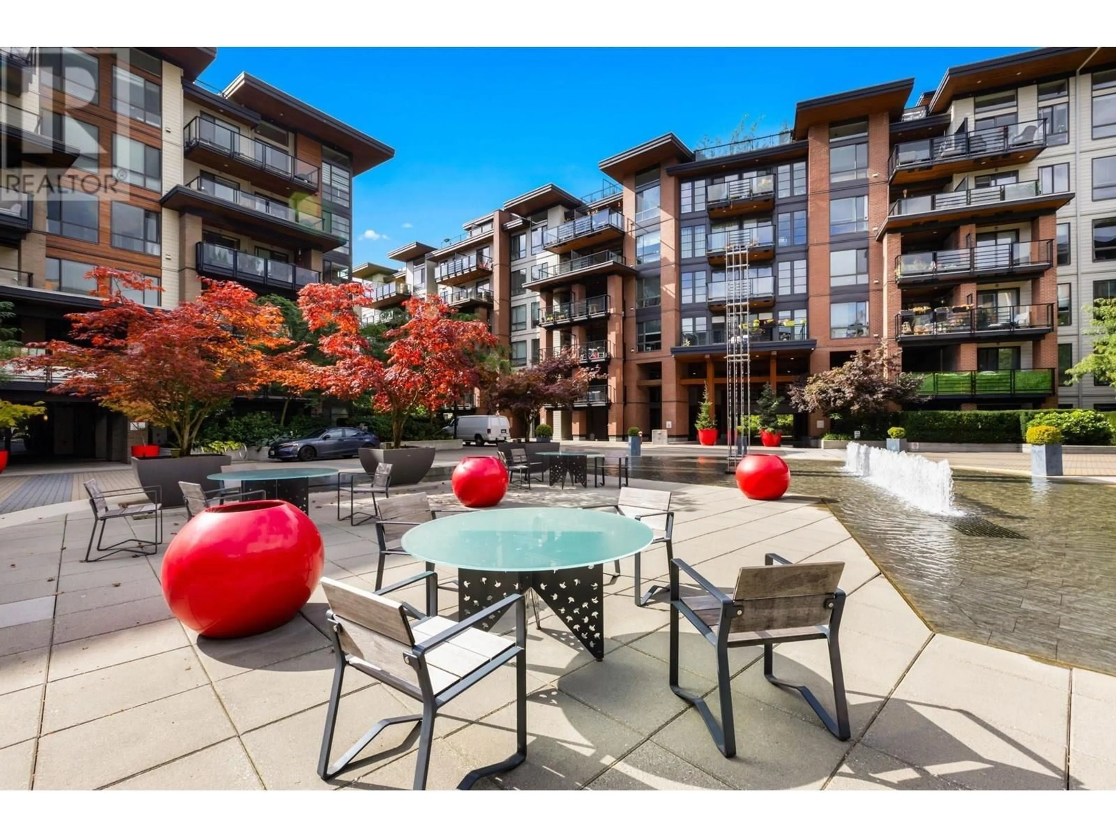 Patio, water/lake/river/ocean view for 404 - 733 3RD STREET, North Vancouver British Columbia V7M0C8