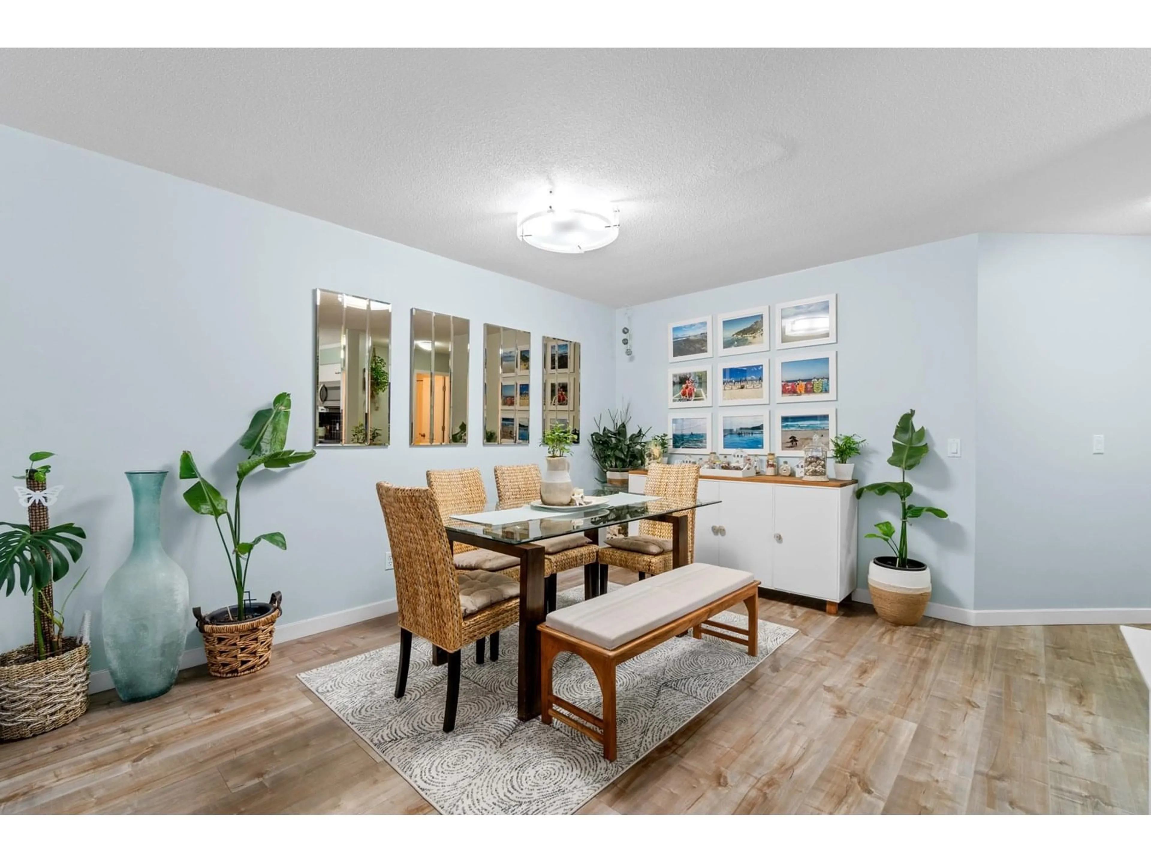 Unknown for 28 - 10130 155, Surrey British Columbia V3R0R6