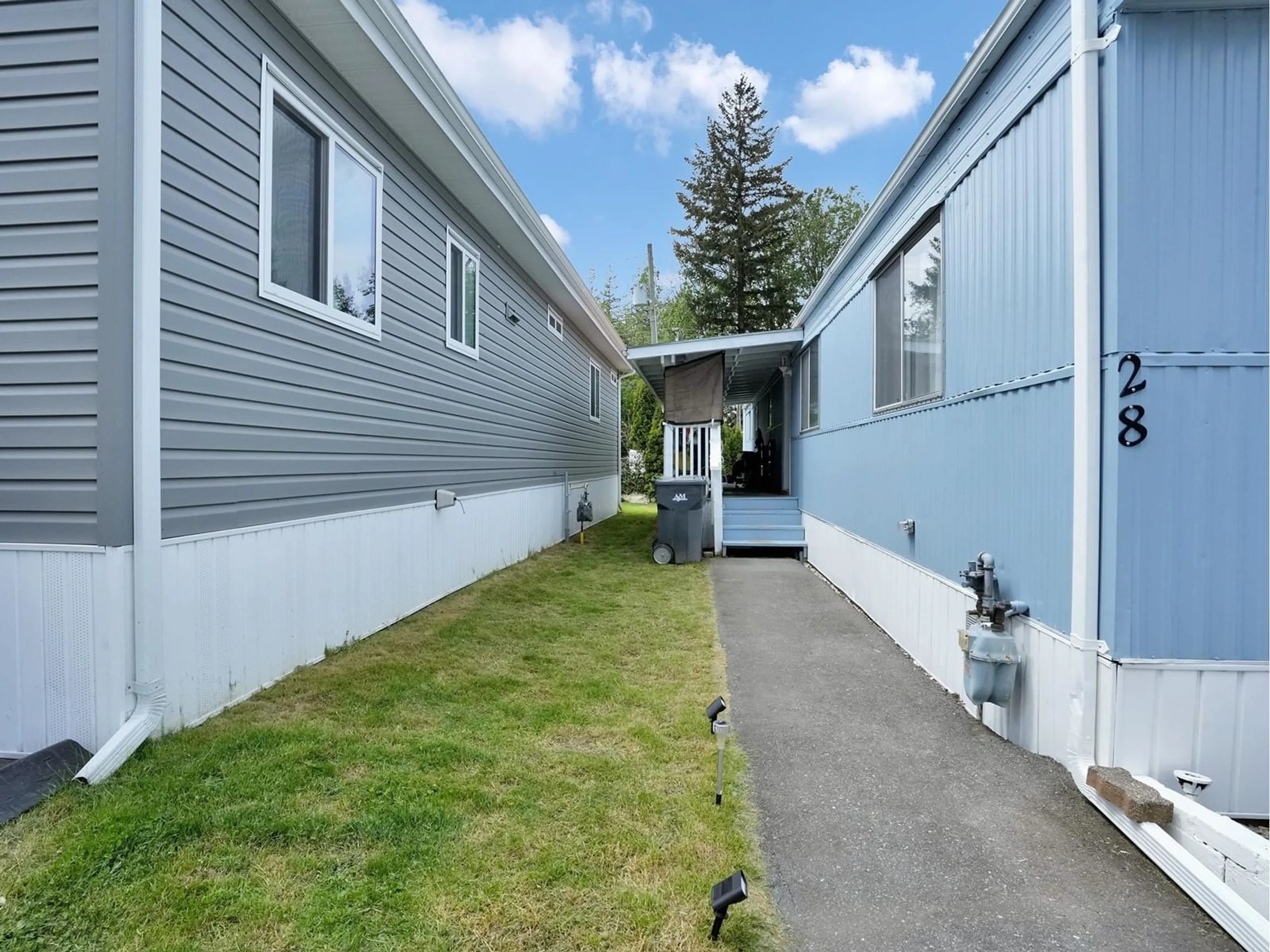 Unknown for 28 - 24330 FRASER, Langley British Columbia V2Z1N2