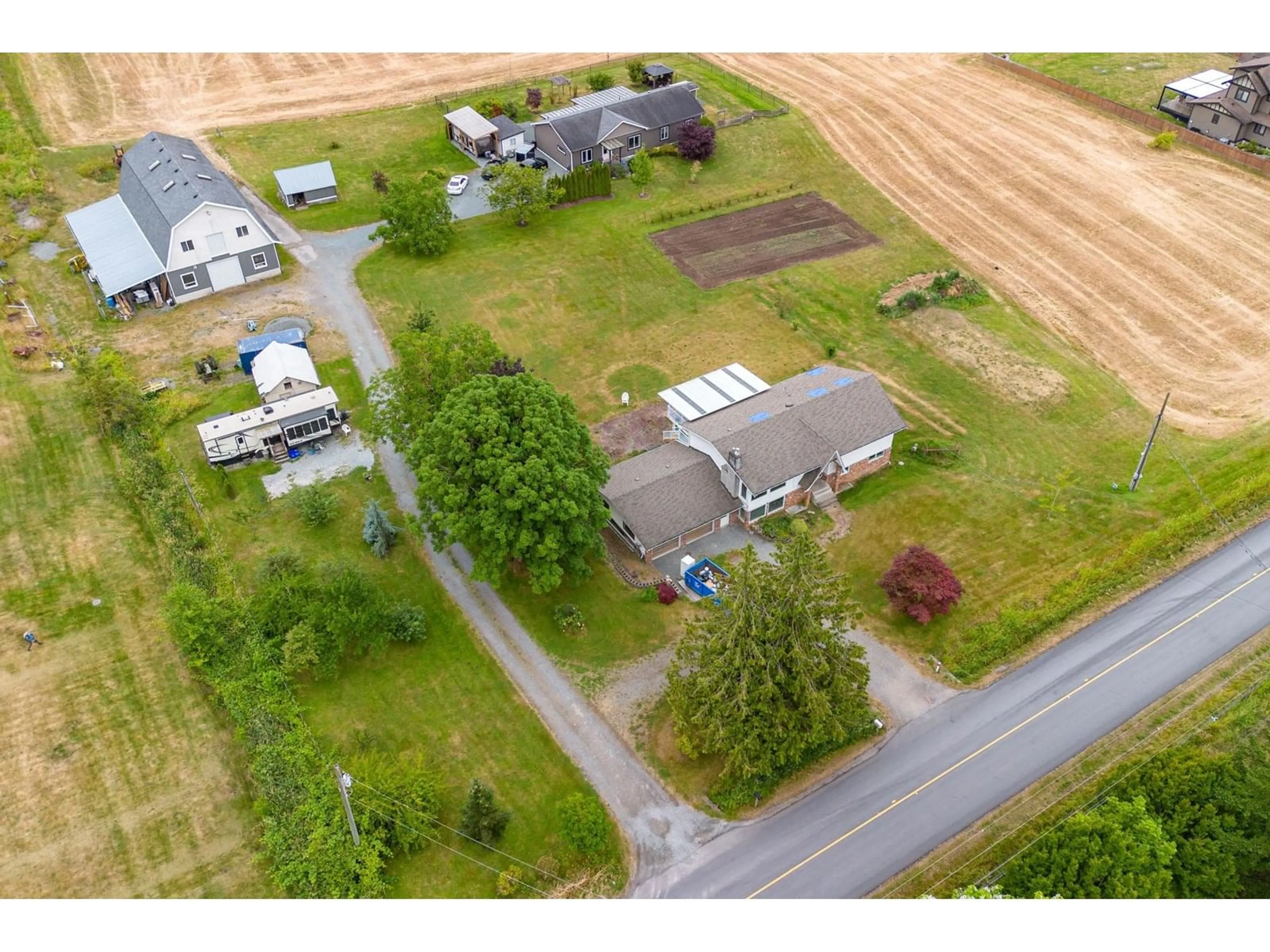 A pic from outside/outdoor area/front of a property/back of a property/a pic from drone, street for 21370 24, Langley British Columbia V2Z2A8