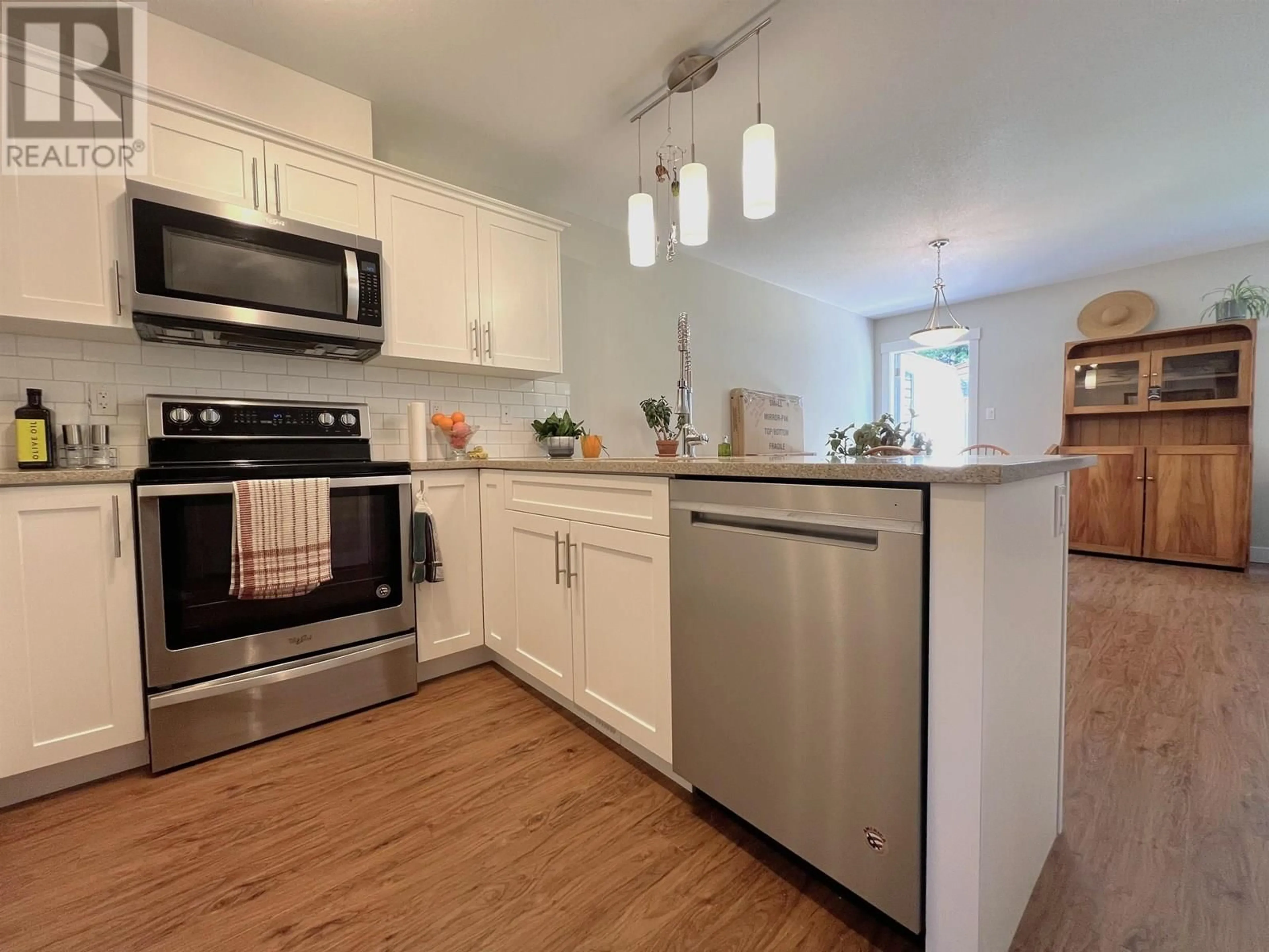 Open concept kitchen, unknown for 804 - 6798 WESTGATE AVENUE, Prince George British Columbia V2N0H6