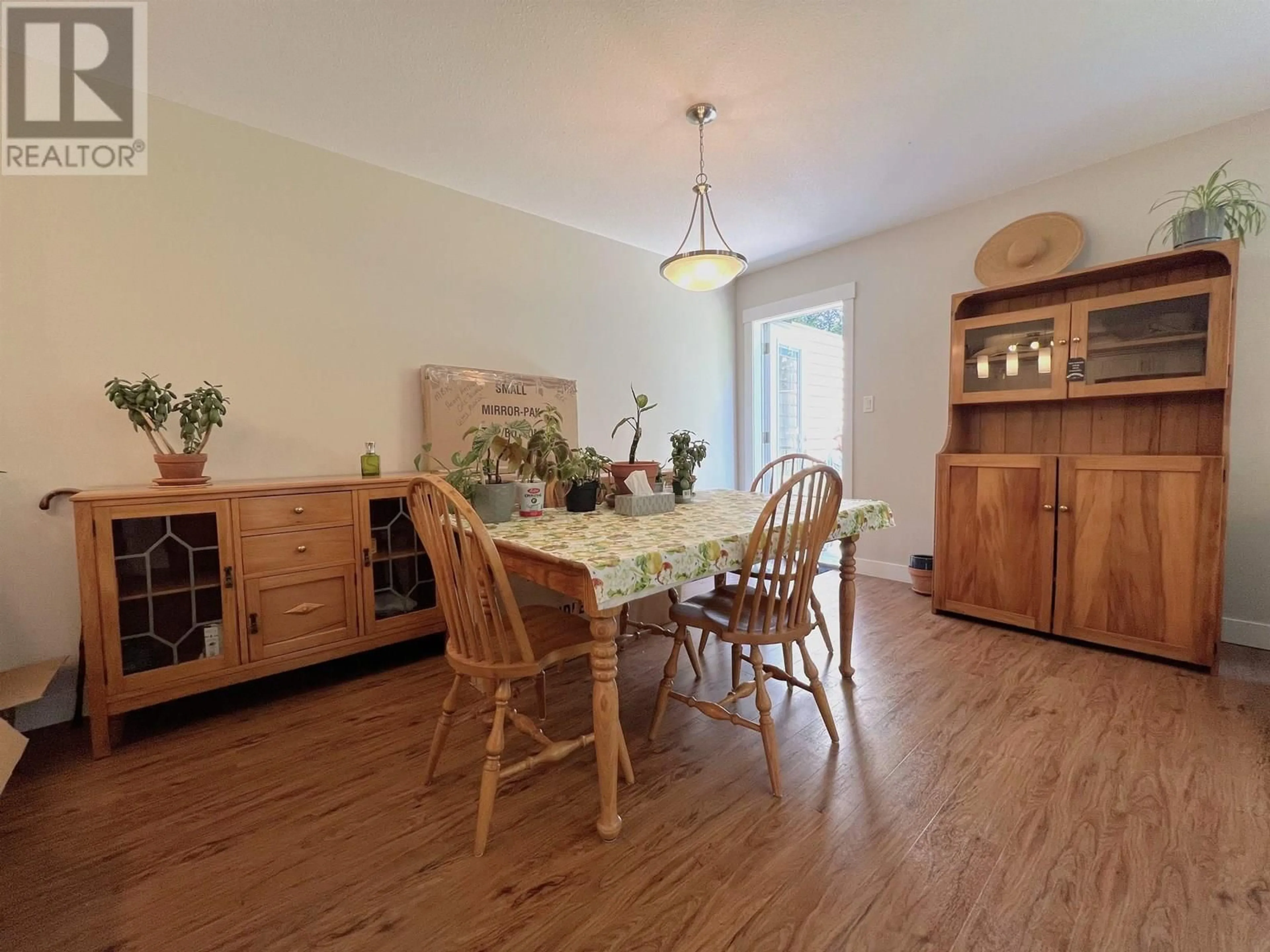 Dining room, wood/laminate floor for 804 - 6798 WESTGATE AVENUE, Prince George British Columbia V2N0H6
