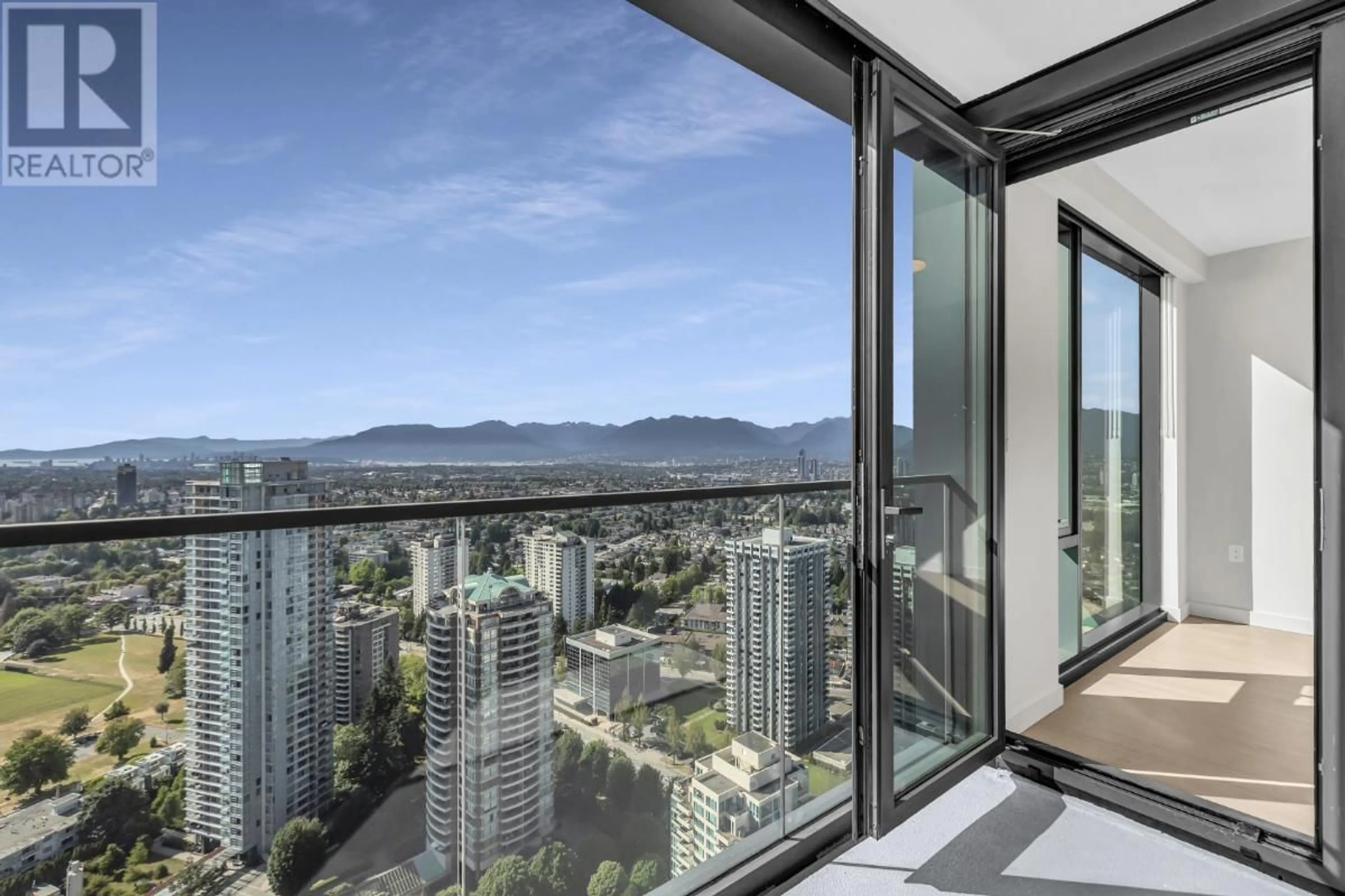 Balcony in the apartment, city buildings view from balcony for 3305 - 5987 WILSON AVENUE, Burnaby British Columbia V5H0L7