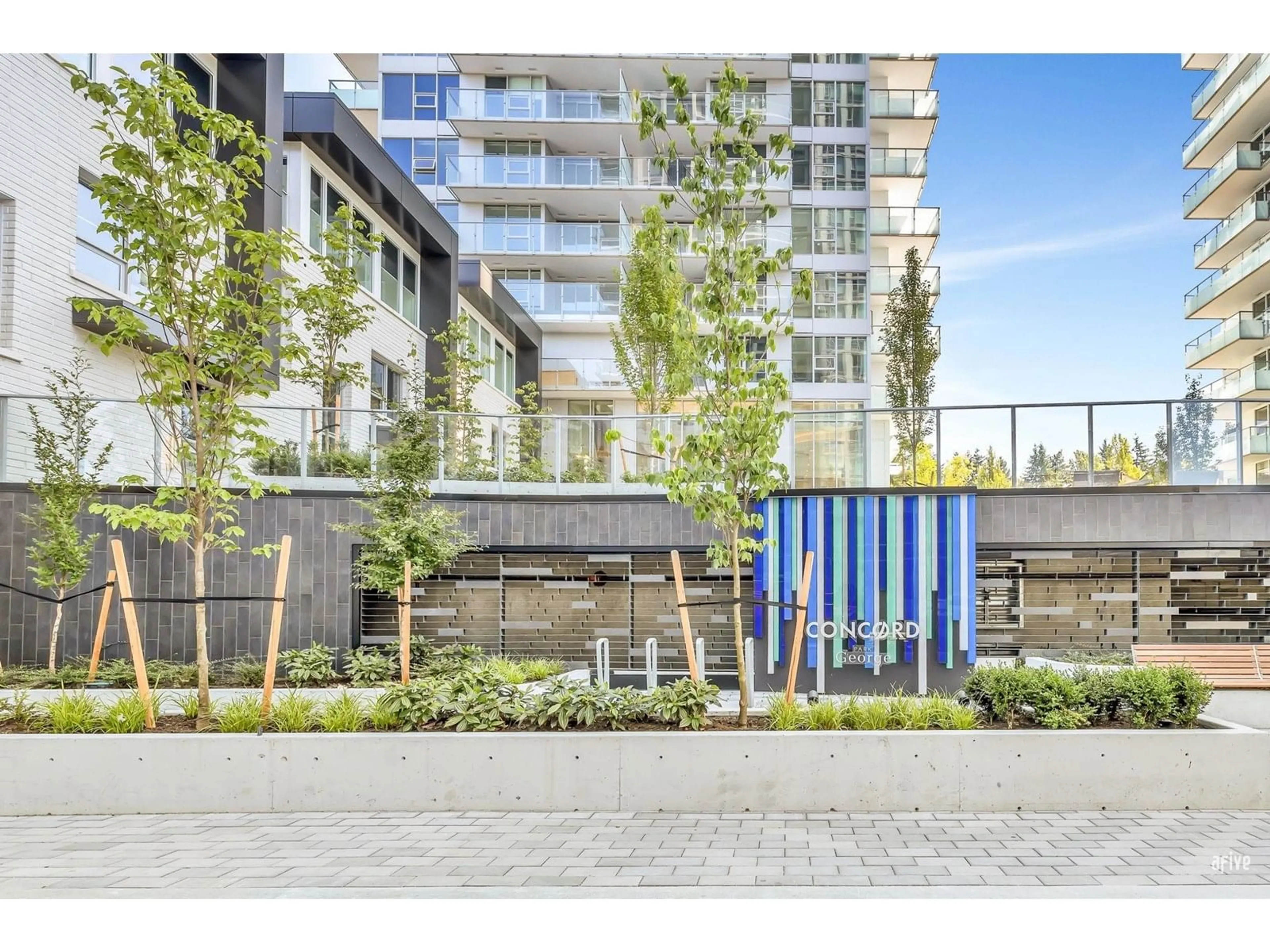 Patio, street for 1310 - 13778 100, Surrey British Columbia V4N5R4