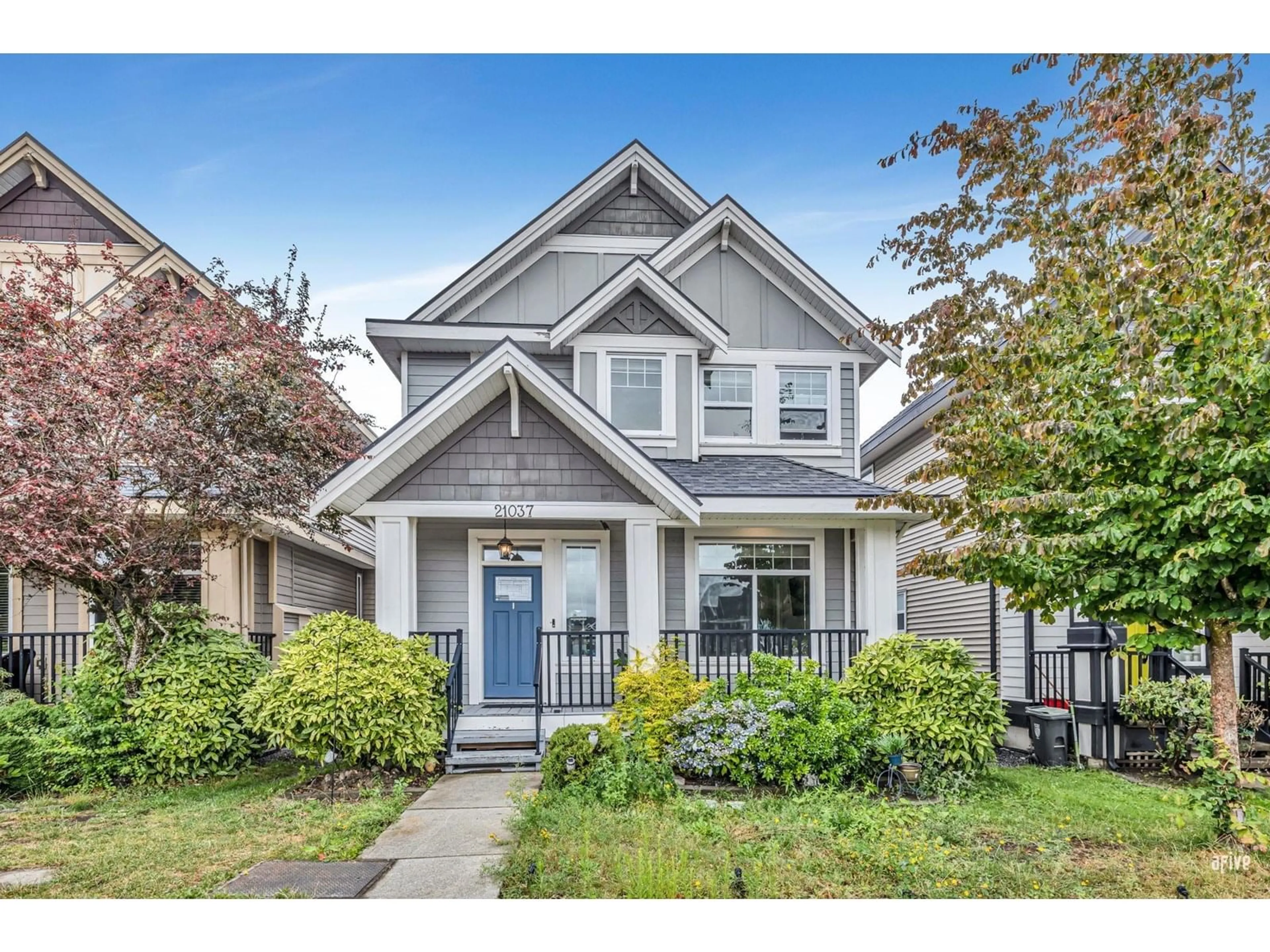Home with vinyl exterior material, street for 21037 - 77, Langley British Columbia V2Y0L1