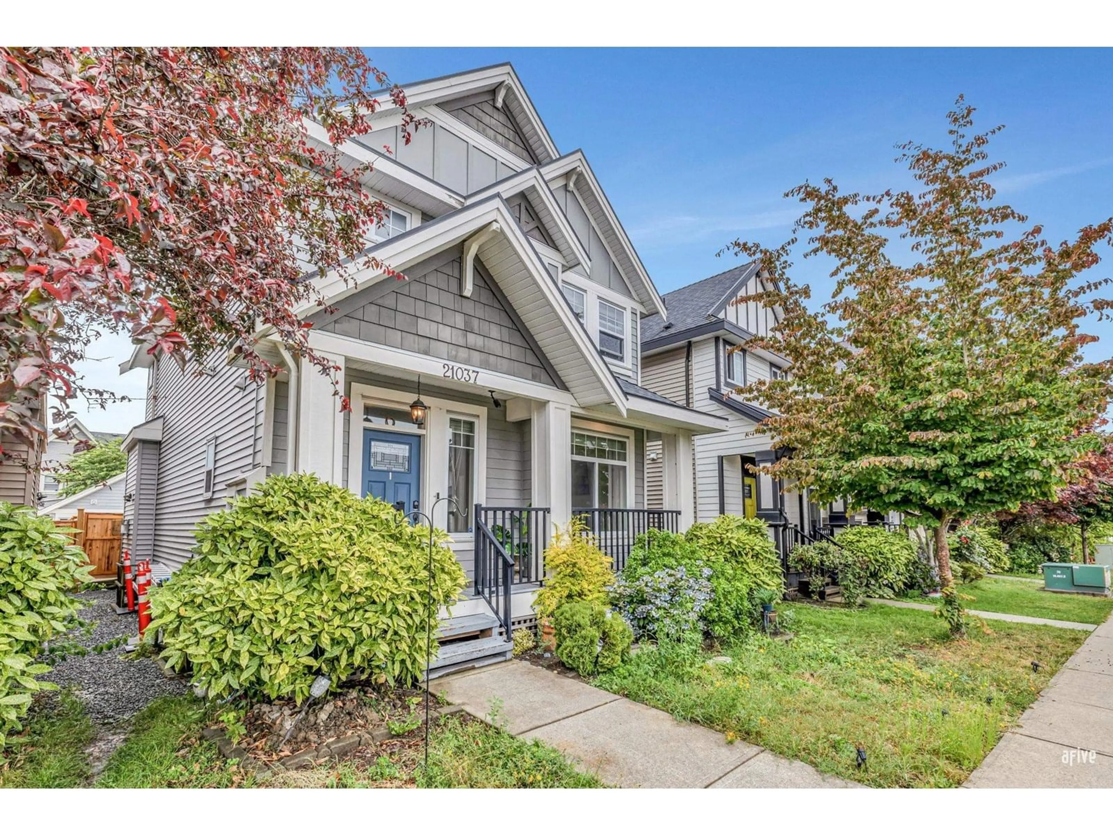 Home with vinyl exterior material, street for 21037 - 77, Langley British Columbia V2Y0L1