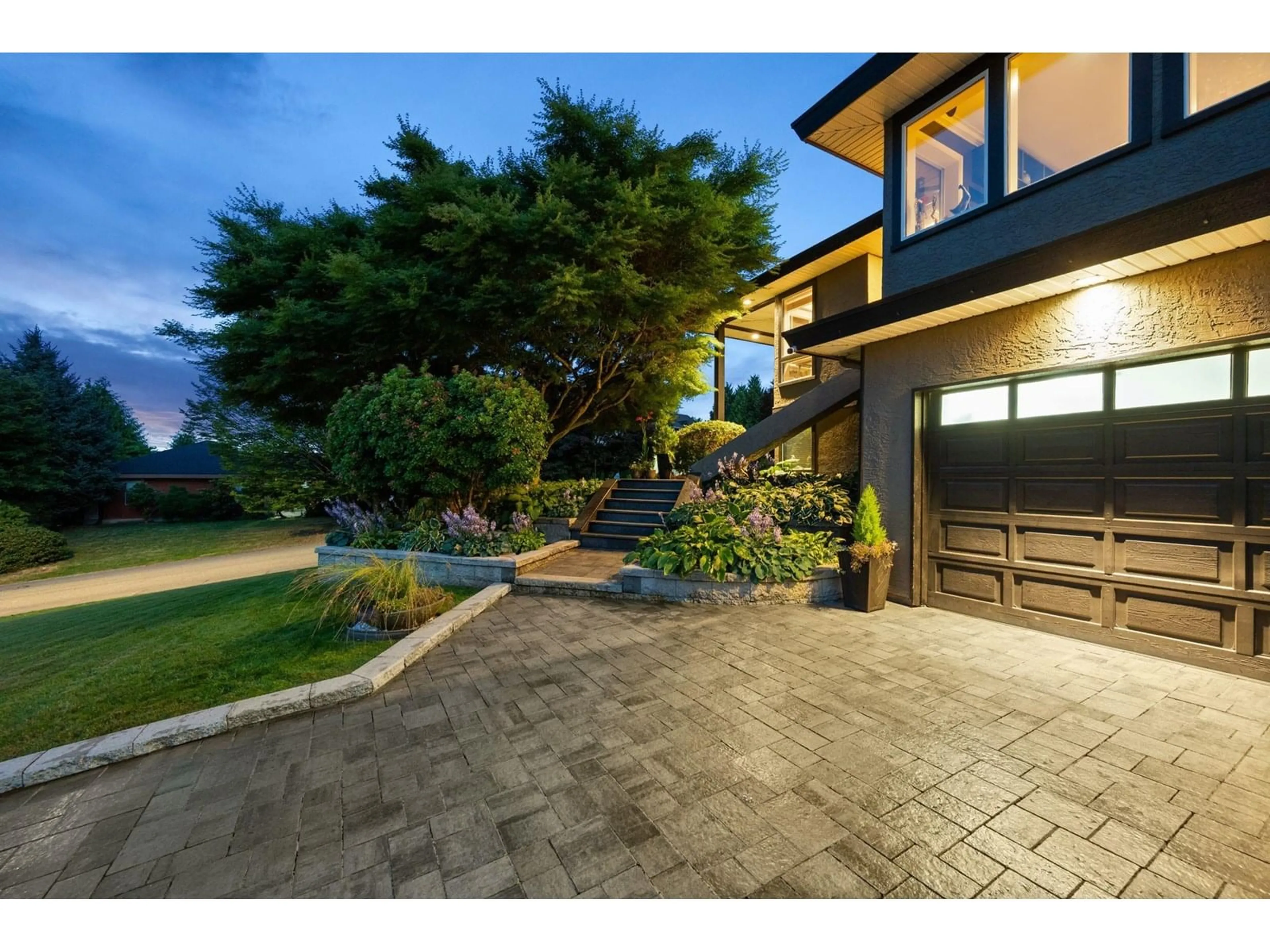Unknown for 15048 73B, Surrey British Columbia V3S7H5