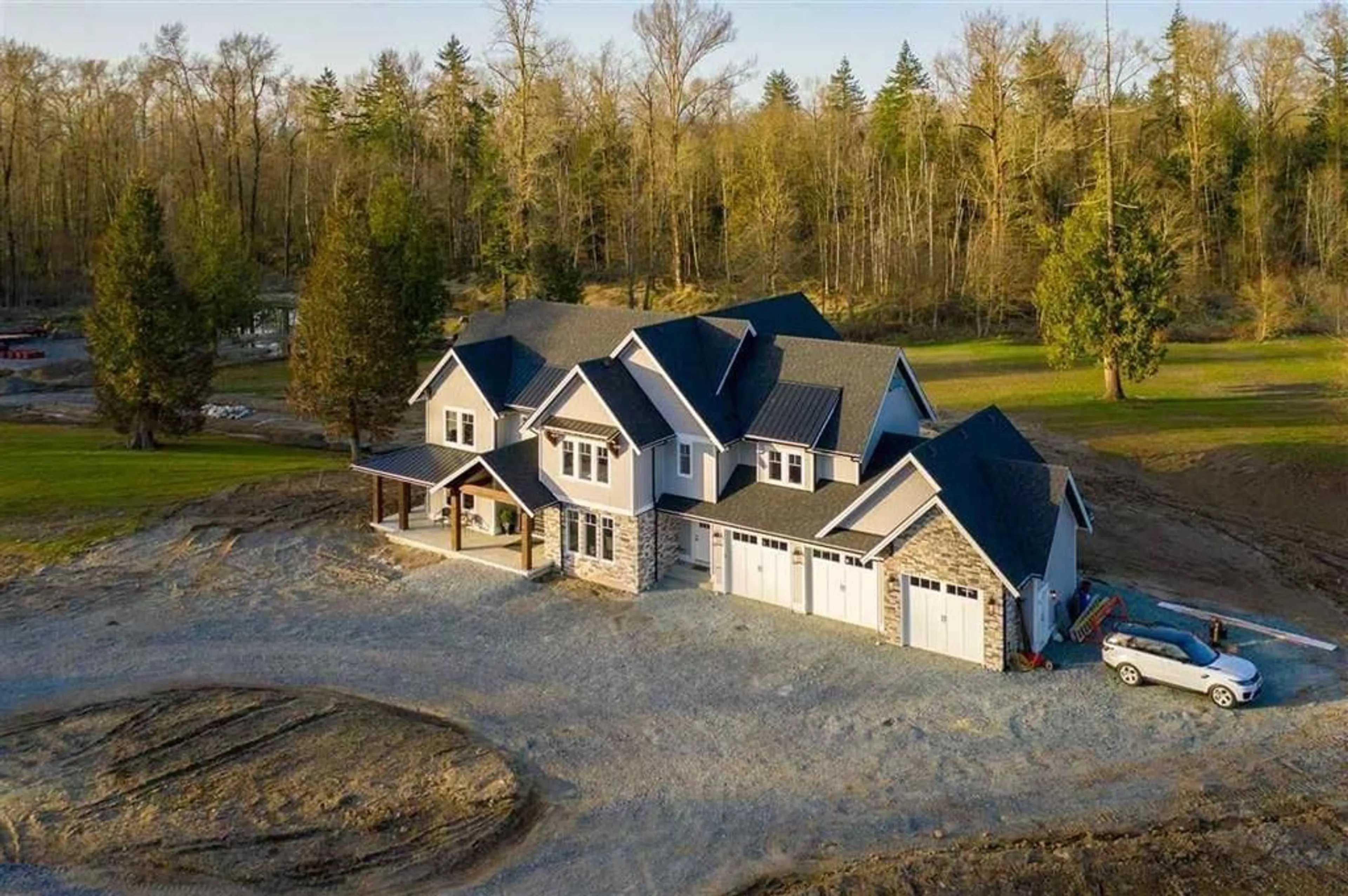 A pic from outside/outdoor area/front of a property/back of a property/a pic from drone, building for 22801 8, Langley British Columbia V2Z2W3