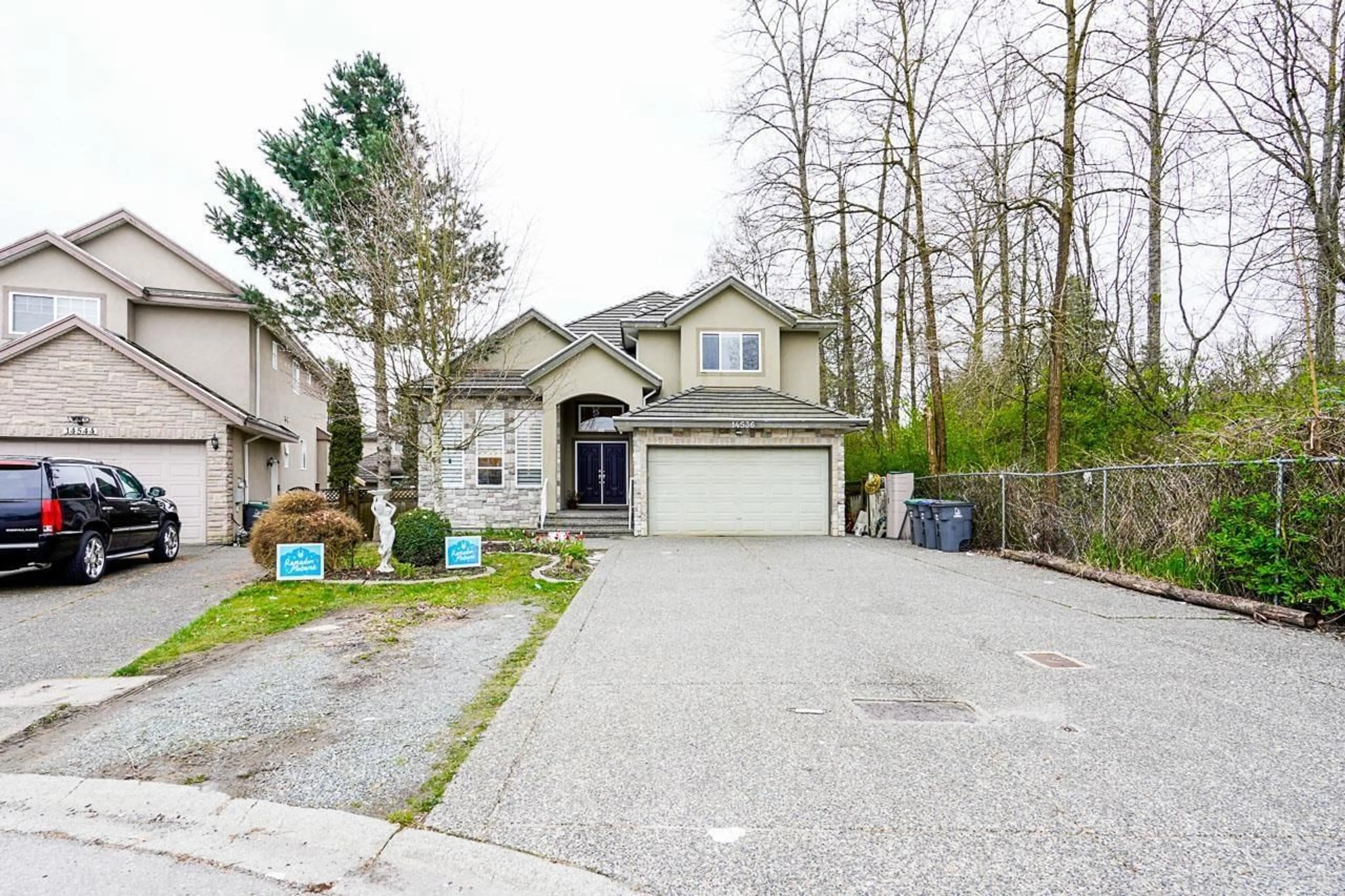A pic from outside/outdoor area/front of a property/back of a property/a pic from drone, street for 14536 83, Surrey British Columbia V3S0N6
