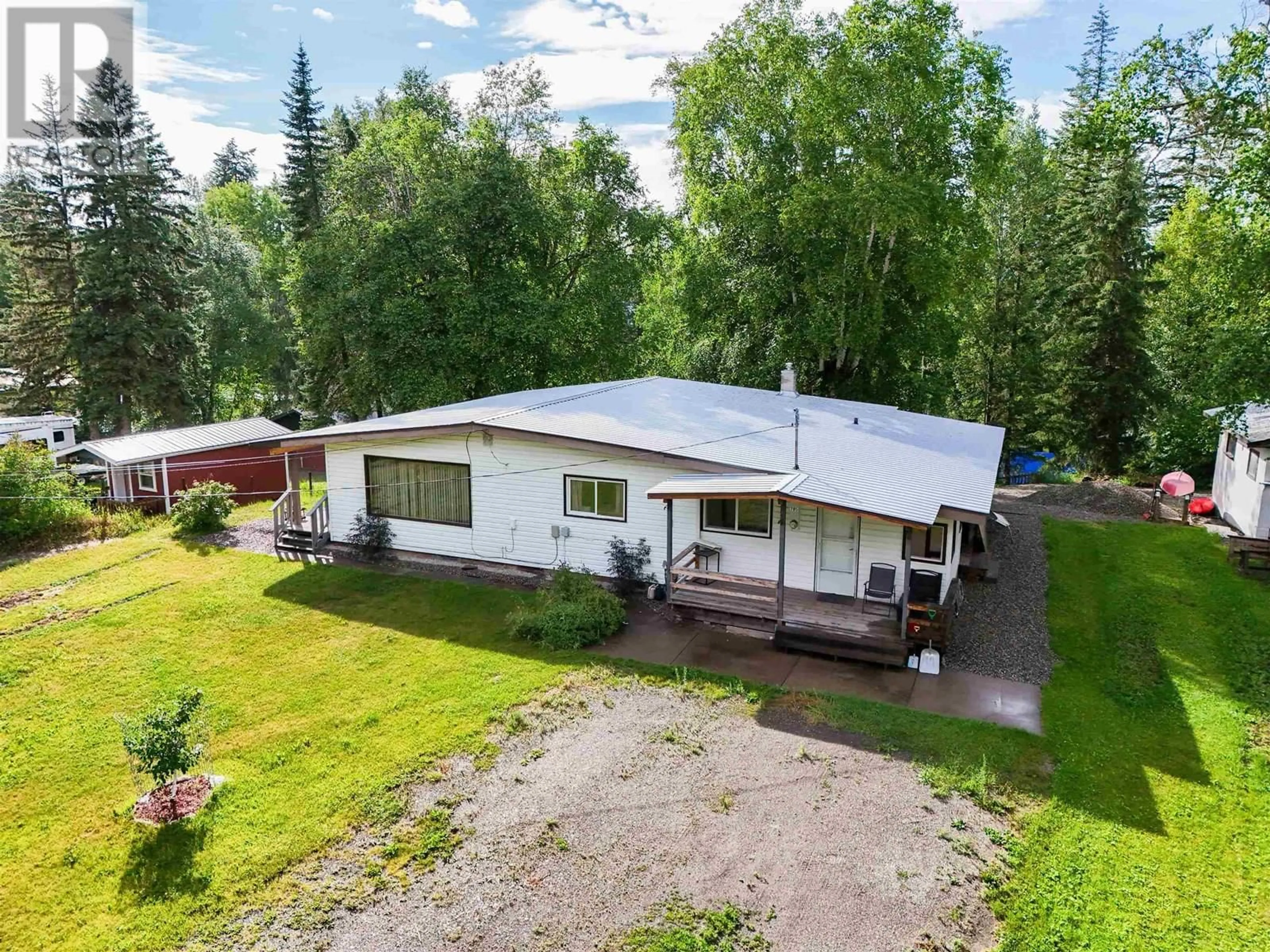 A pic from outside/outdoor area/front of a property/back of a property/a pic from drone, unknown for 785 PINE ROAD, Quesnel British Columbia V2J4E5
