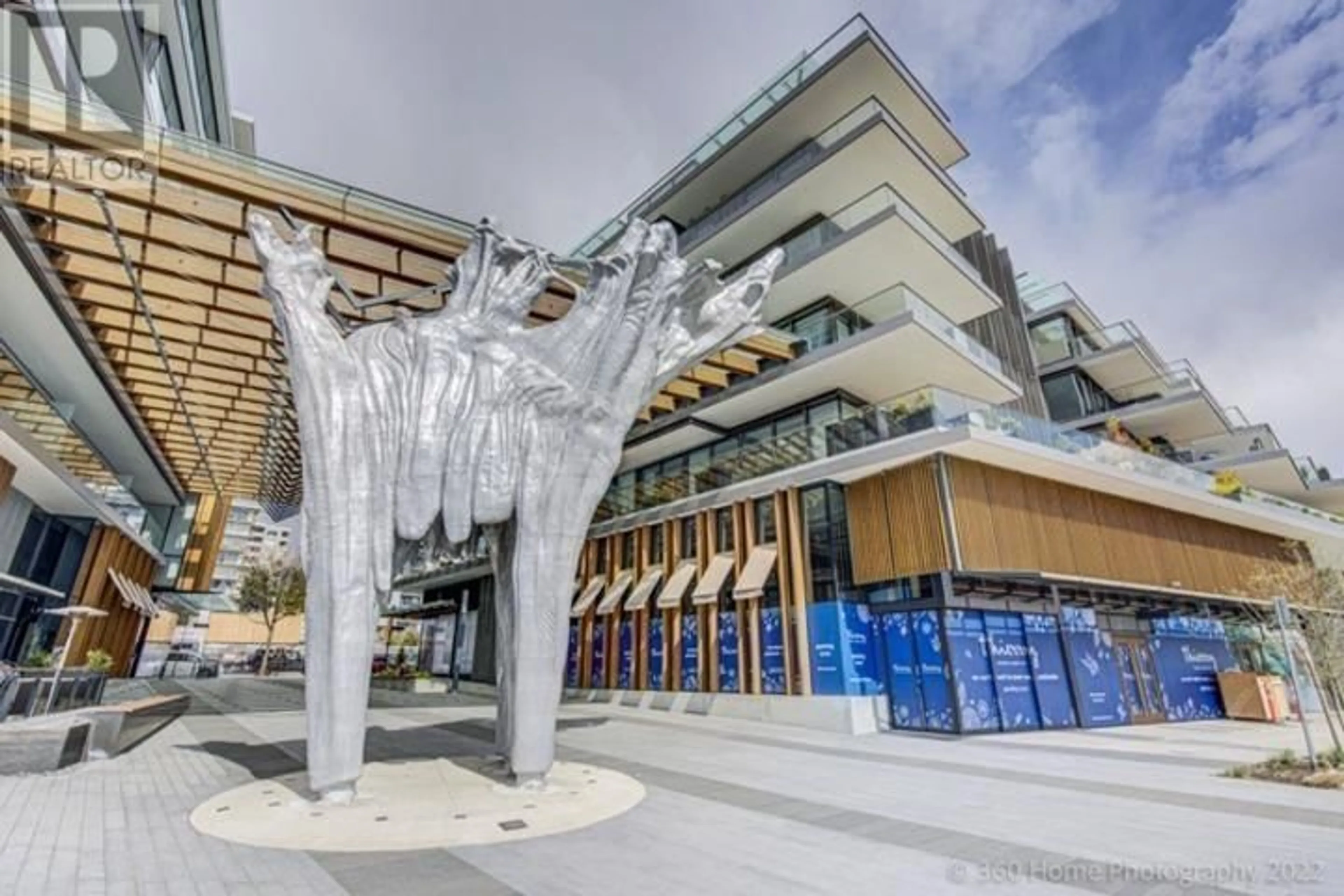 Unknown for 202 - 1355 BELLEVUE AVENUE, West Vancouver British Columbia V7T0B4