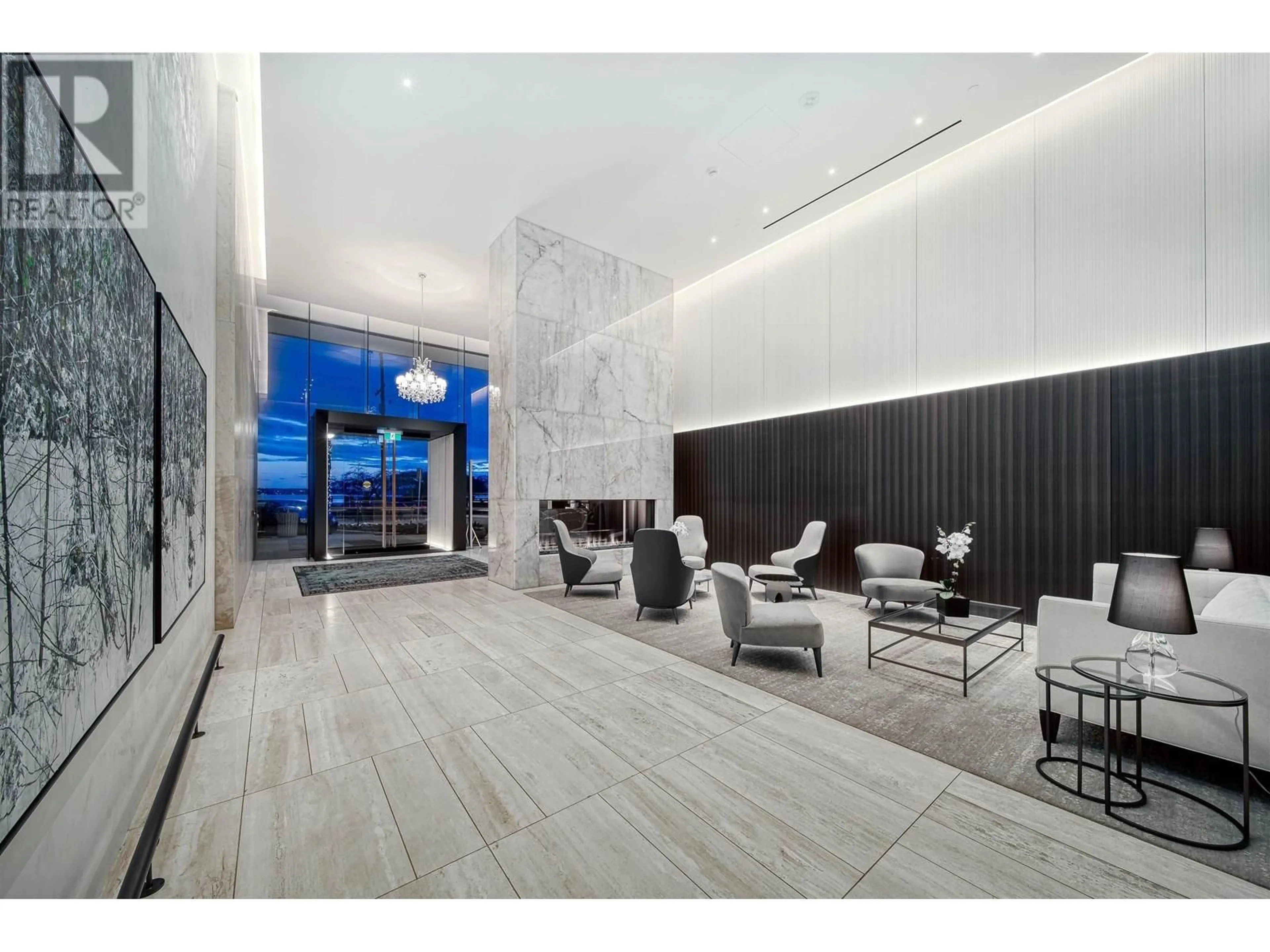 Lobby for 202 - 1355 BELLEVUE AVENUE, West Vancouver British Columbia V7T0B4