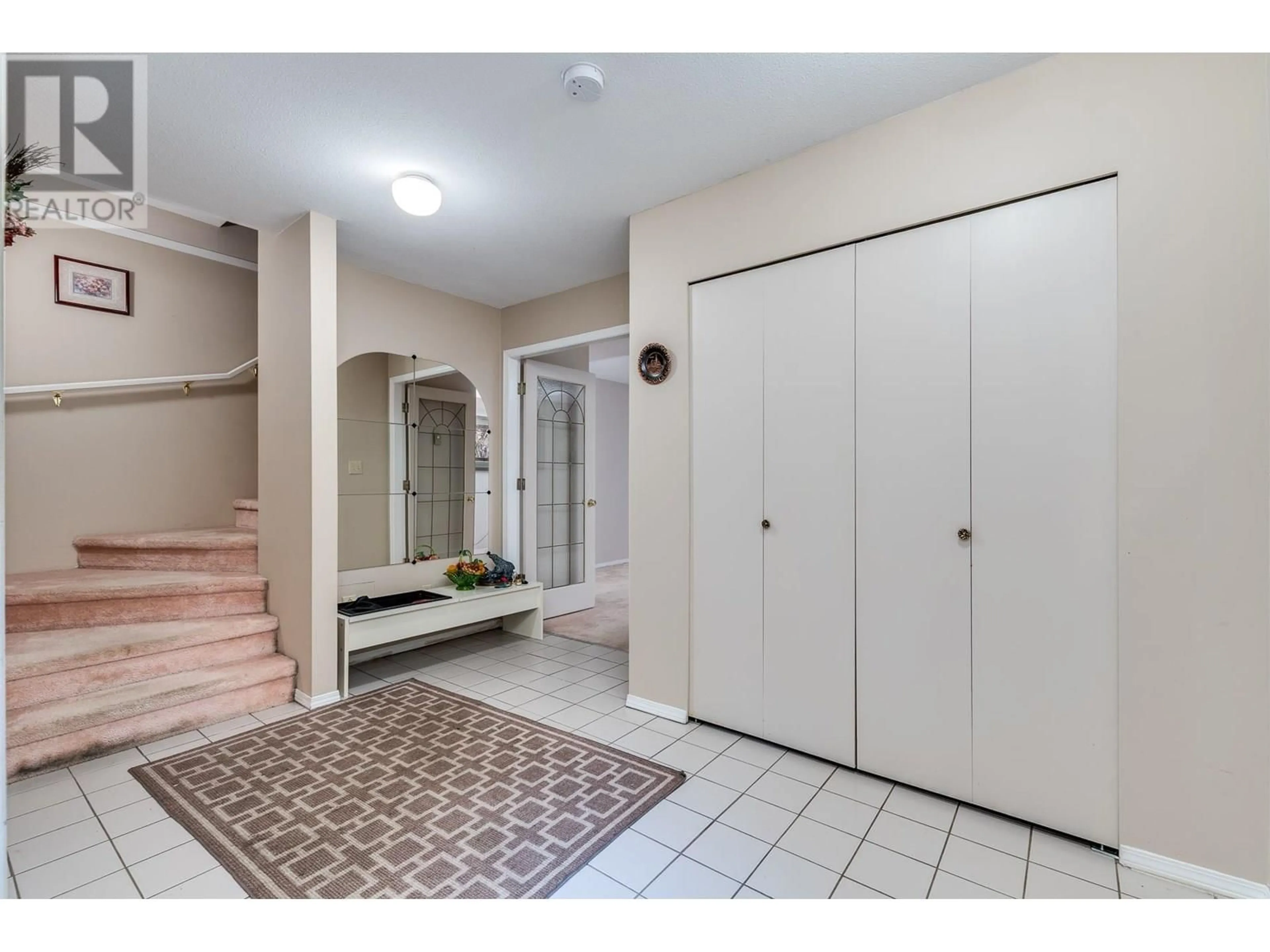 Indoor entryway for 150 - 1386 LINCOLN DRIVE, Port Coquitlam British Columbia V3B7G6