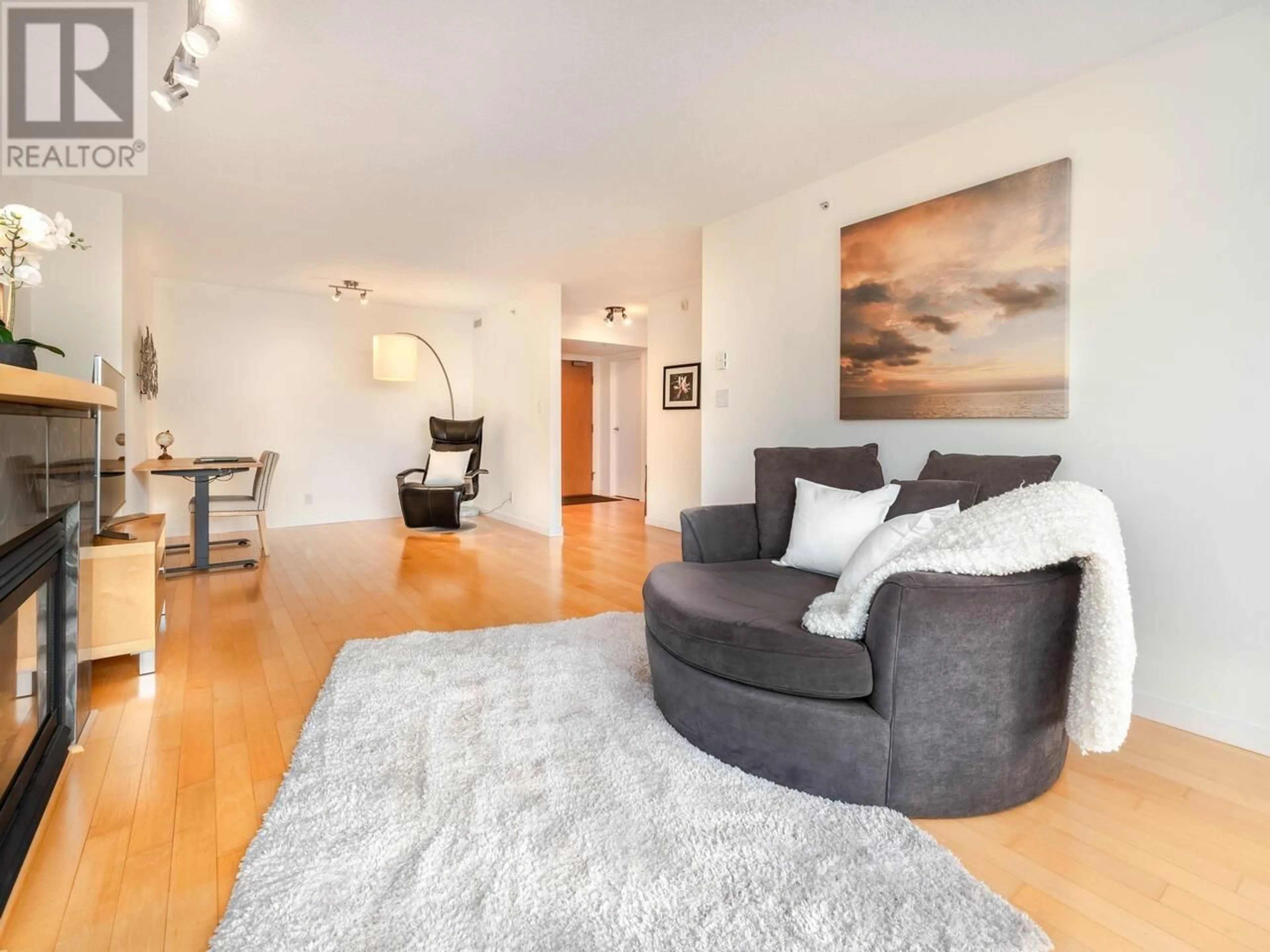 Living room with furniture, unknown for 1403 - 1003 PACIFIC STREET, Vancouver British Columbia V6E4P2