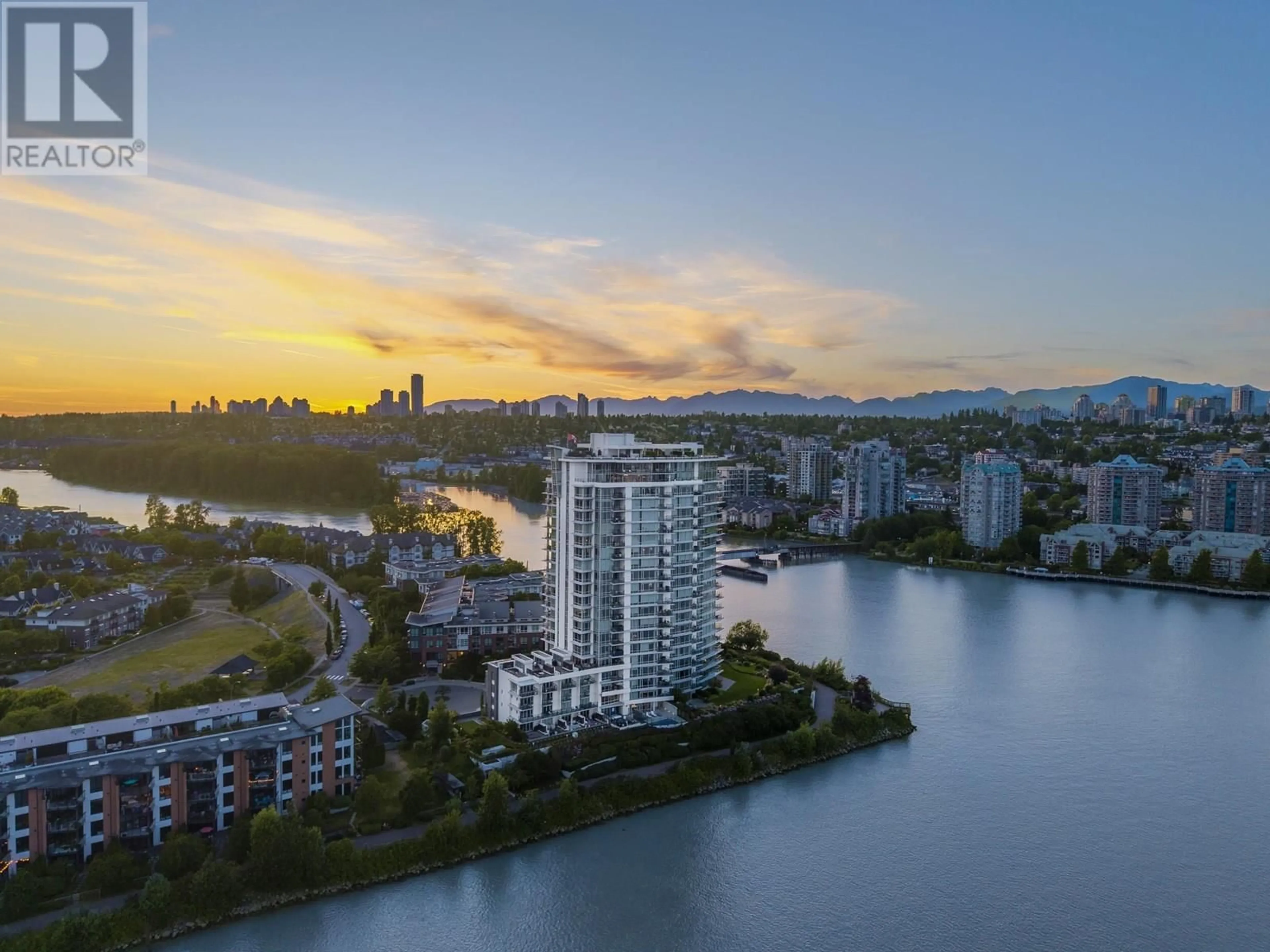 A pic from outside/outdoor area/front of a property/back of a property/a pic from drone, water/lake/river/ocean view for 1501 - 210 SALTER STREET, New Westminster British Columbia V3M0J9