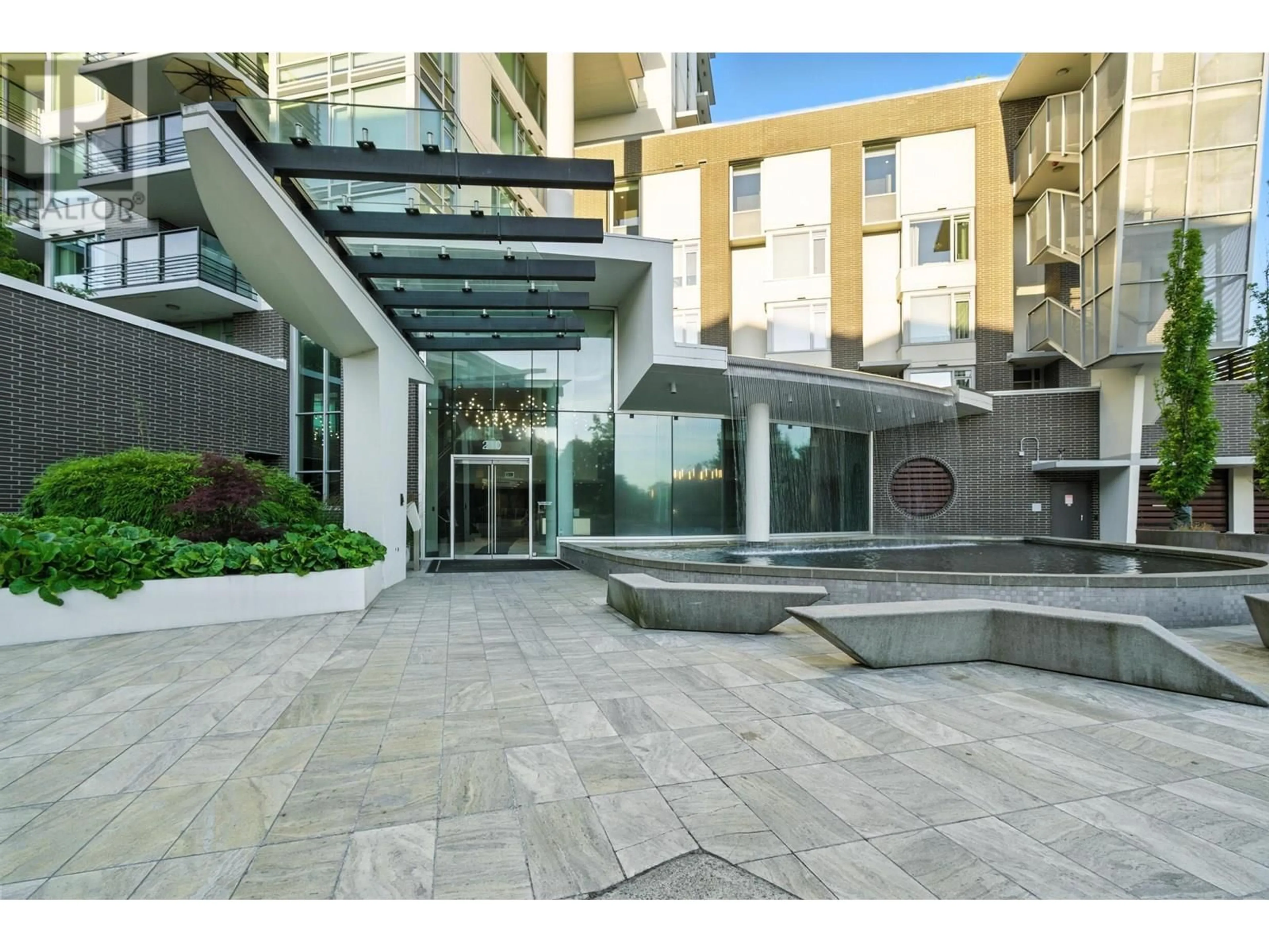 Indoor foyer for 1501 - 210 SALTER STREET, New Westminster British Columbia V3M0J9