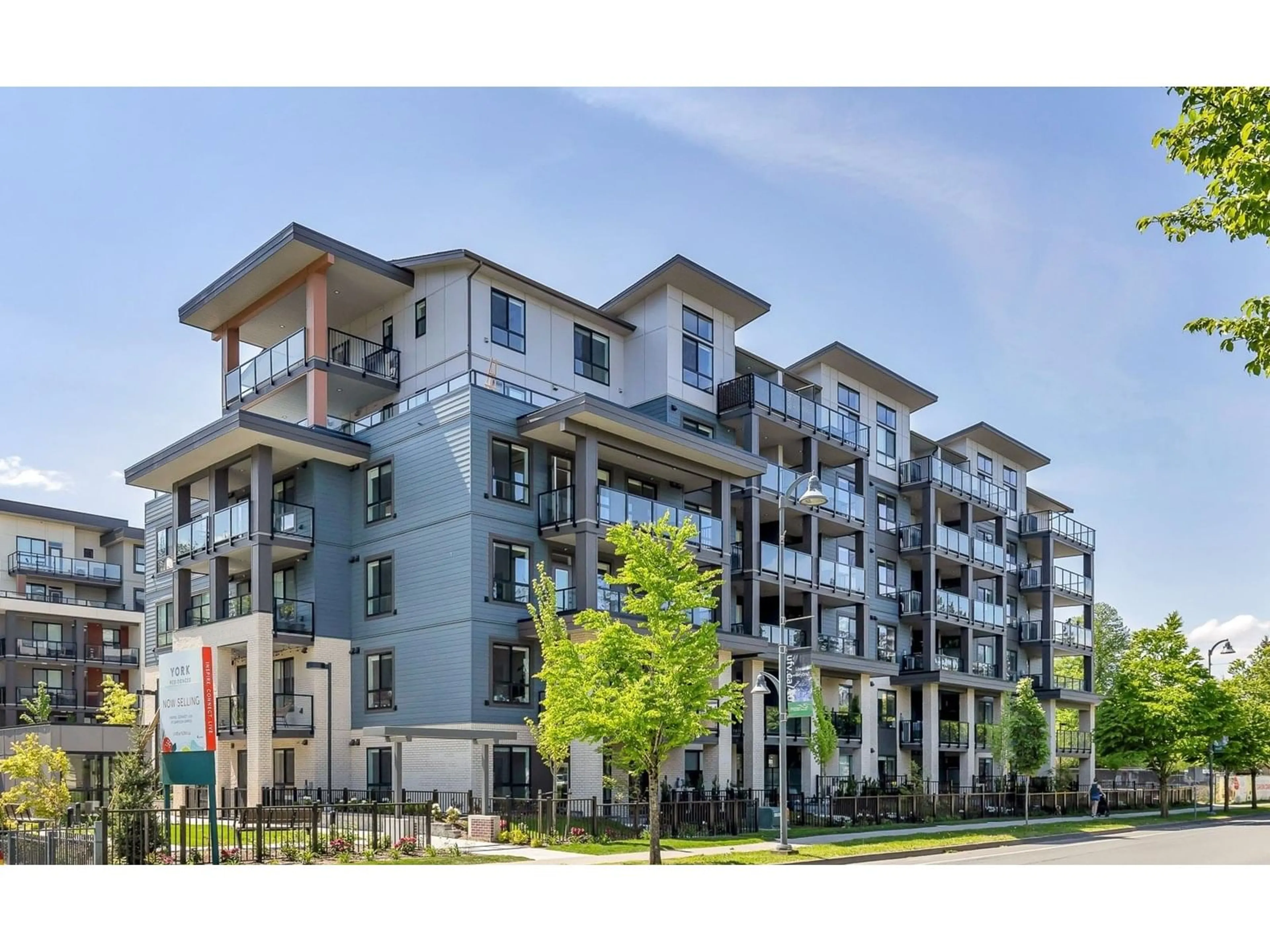 Blurry image for 413 - 45497 CAMPUS DRIVE, Chilliwack British Columbia V2R6L8