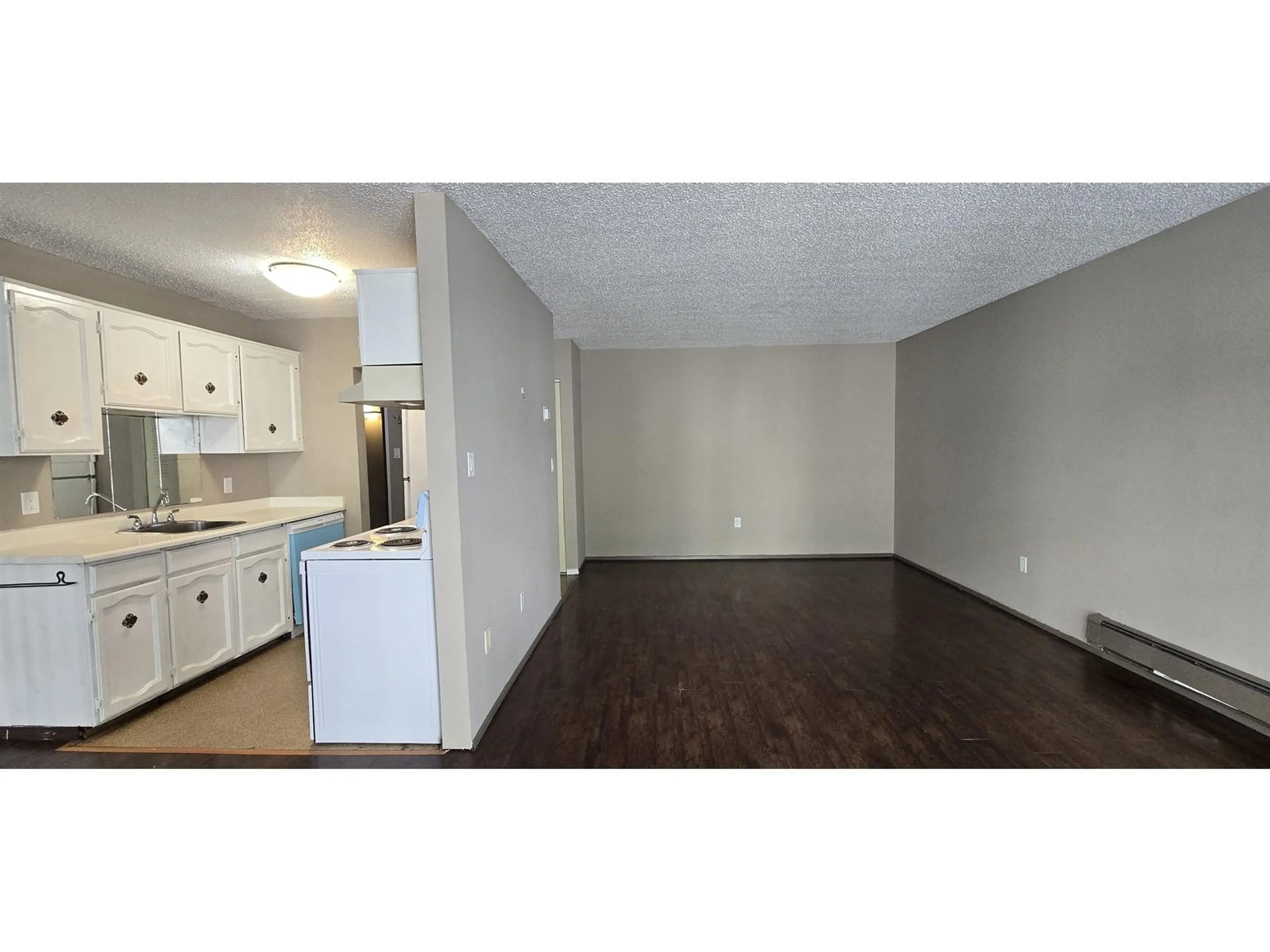 A pic of a room for 426 - 1909 SALTON, Abbotsford British Columbia V2S5B6