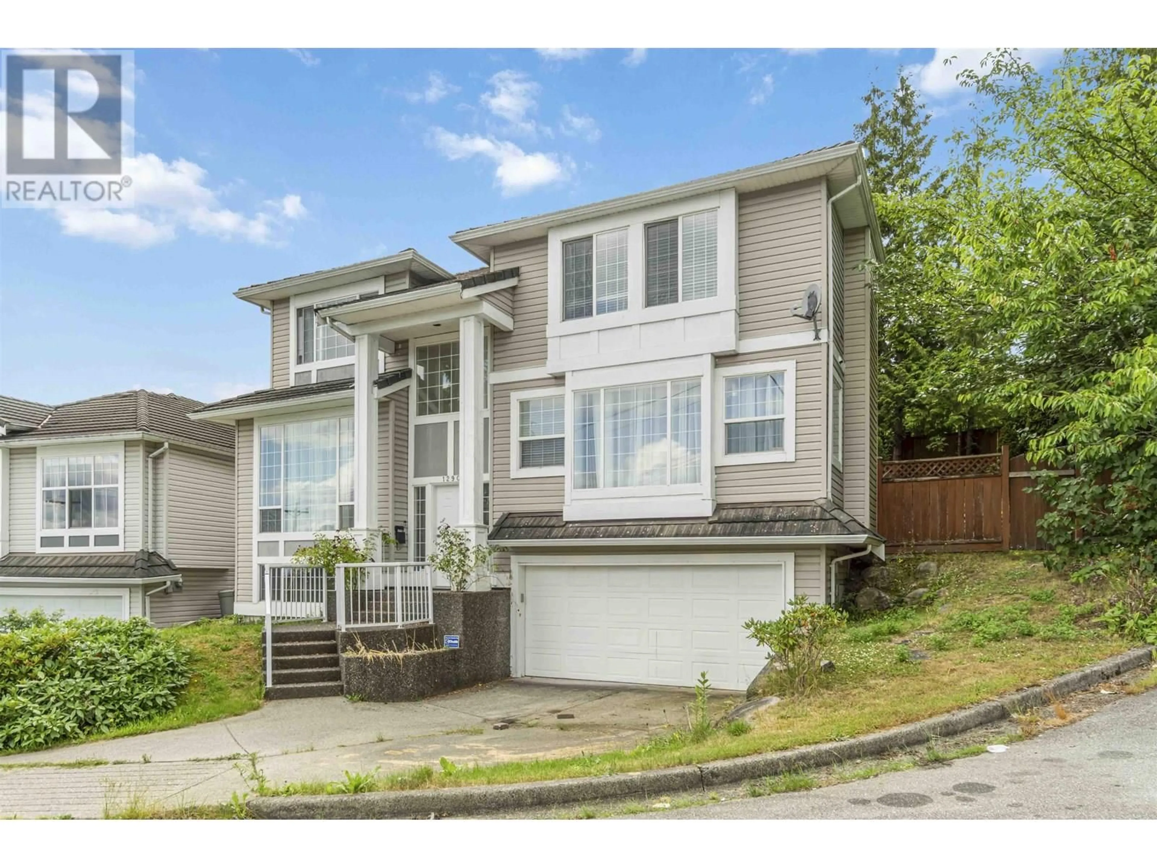 Home with vinyl exterior material, street for 1290 JOHNSON COURT, Coquitlam British Columbia V3B4T6