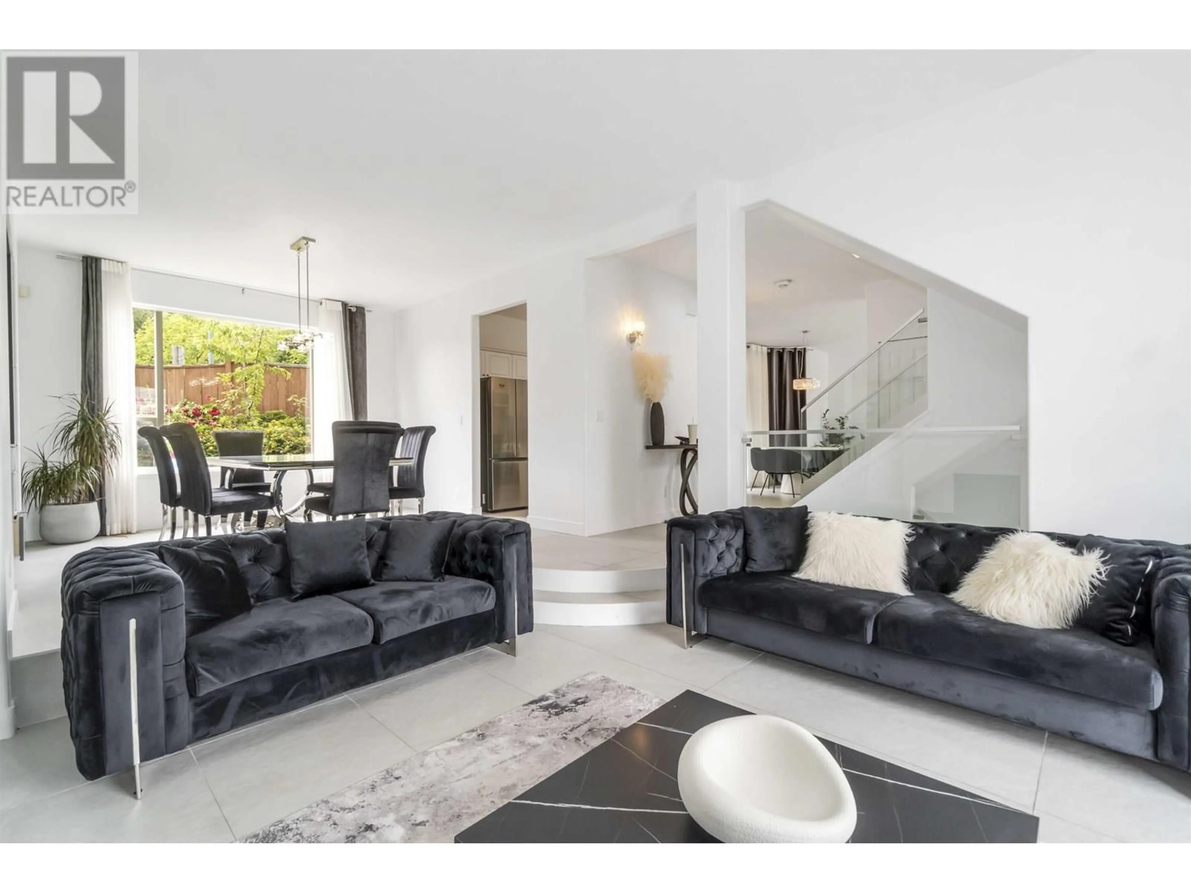Living room with furniture, unknown for 1290 JOHNSON COURT, Coquitlam British Columbia V3B4T6