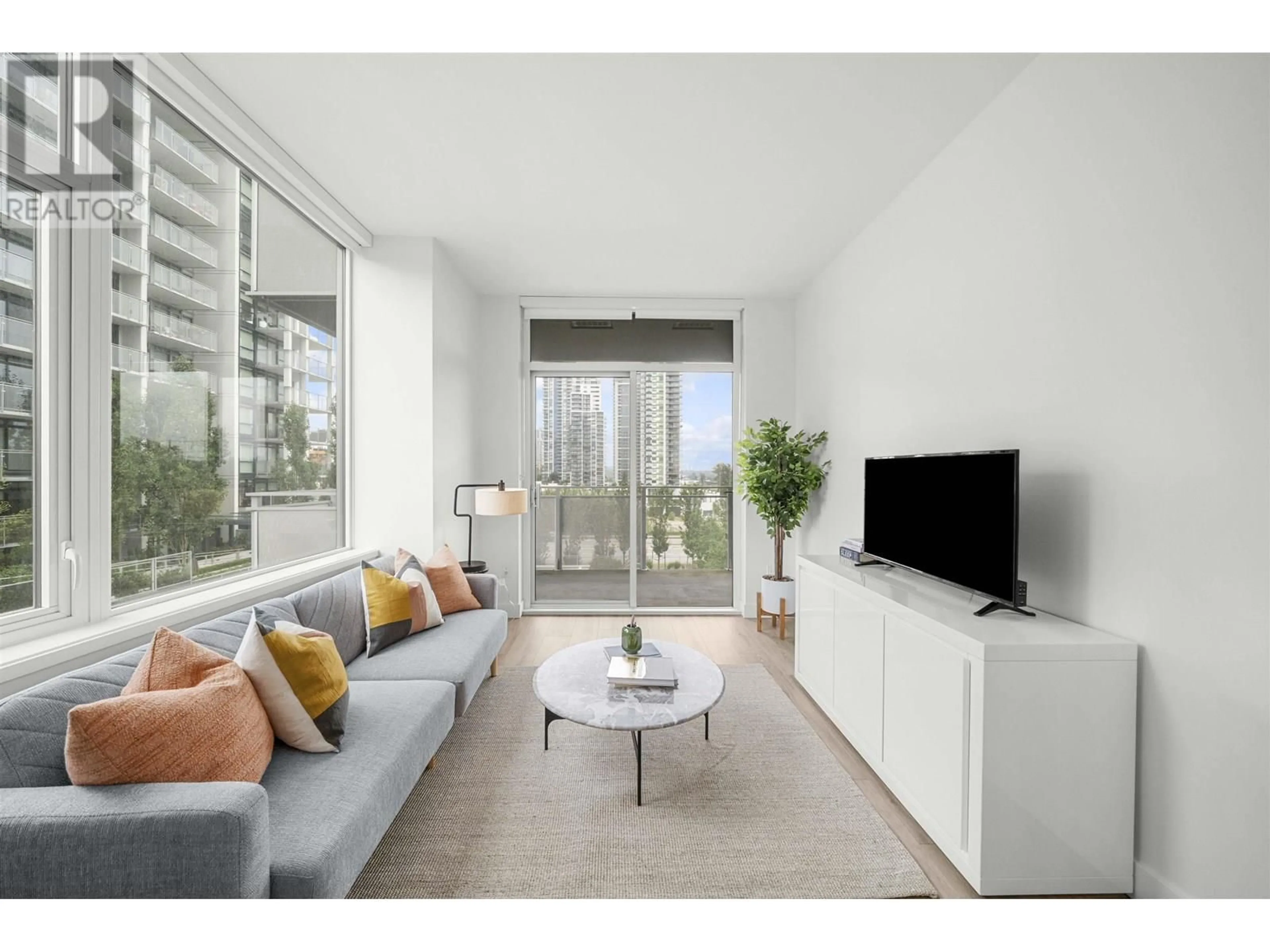 Living room with furniture, unknown for 401 - 4433 ALASKA STREET, Burnaby British Columbia V5C5T3
