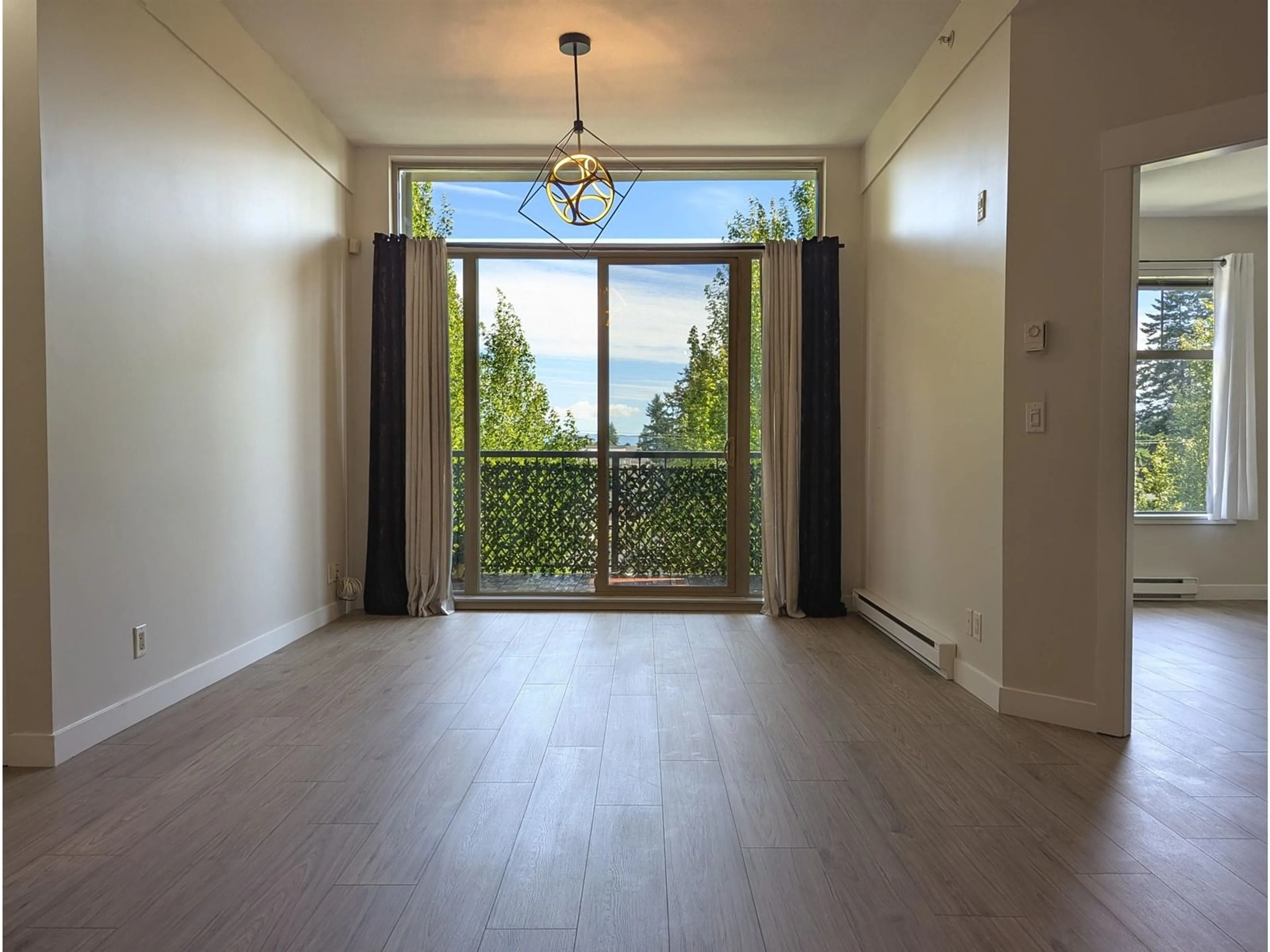 A pic of a room for 408 - 33545 RAINBOW, Abbotsford British Columbia V2S0B9