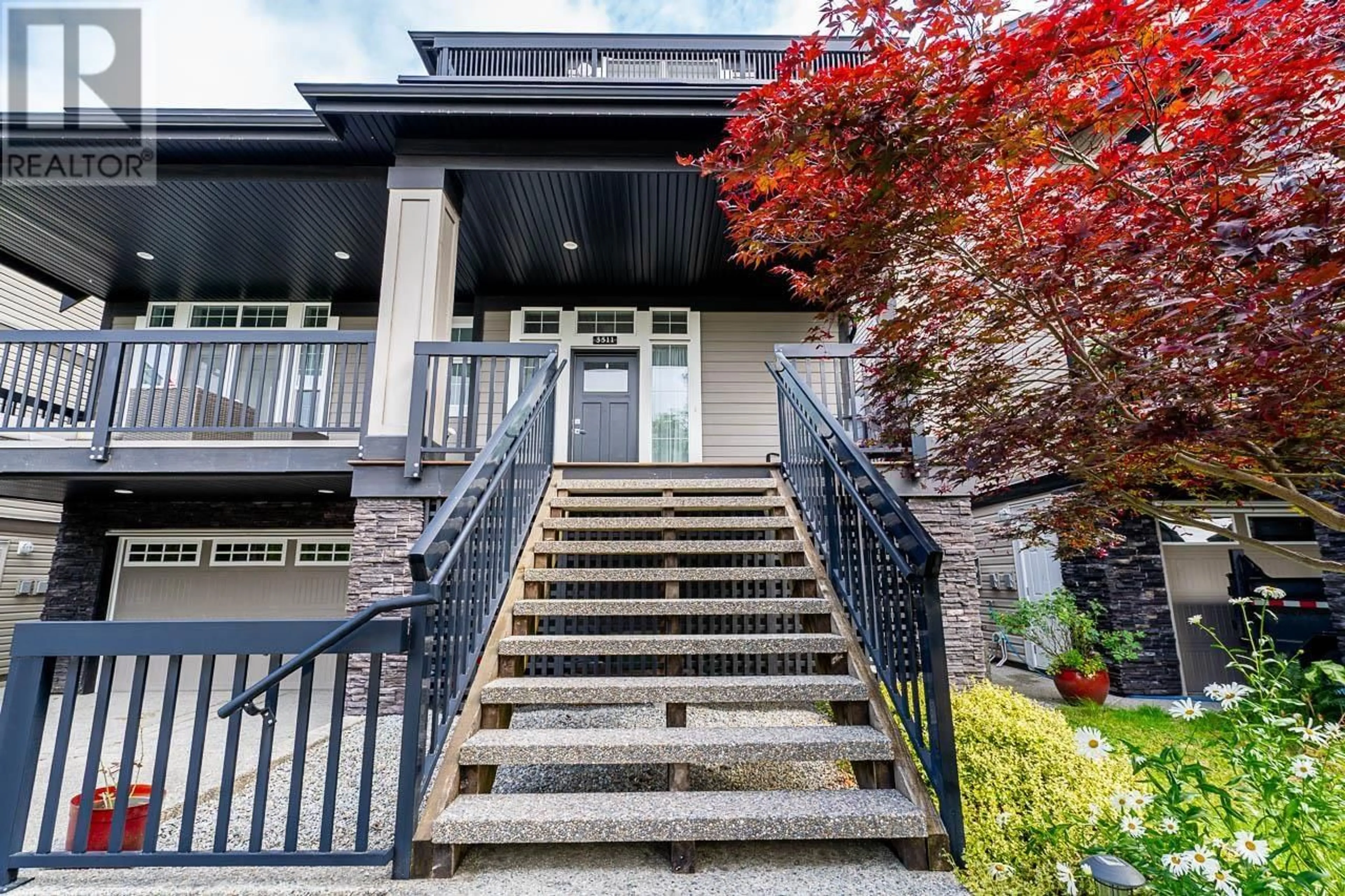 Stairs for 3511 BISHOP PLACE, Coquitlam British Columbia V3E0K2