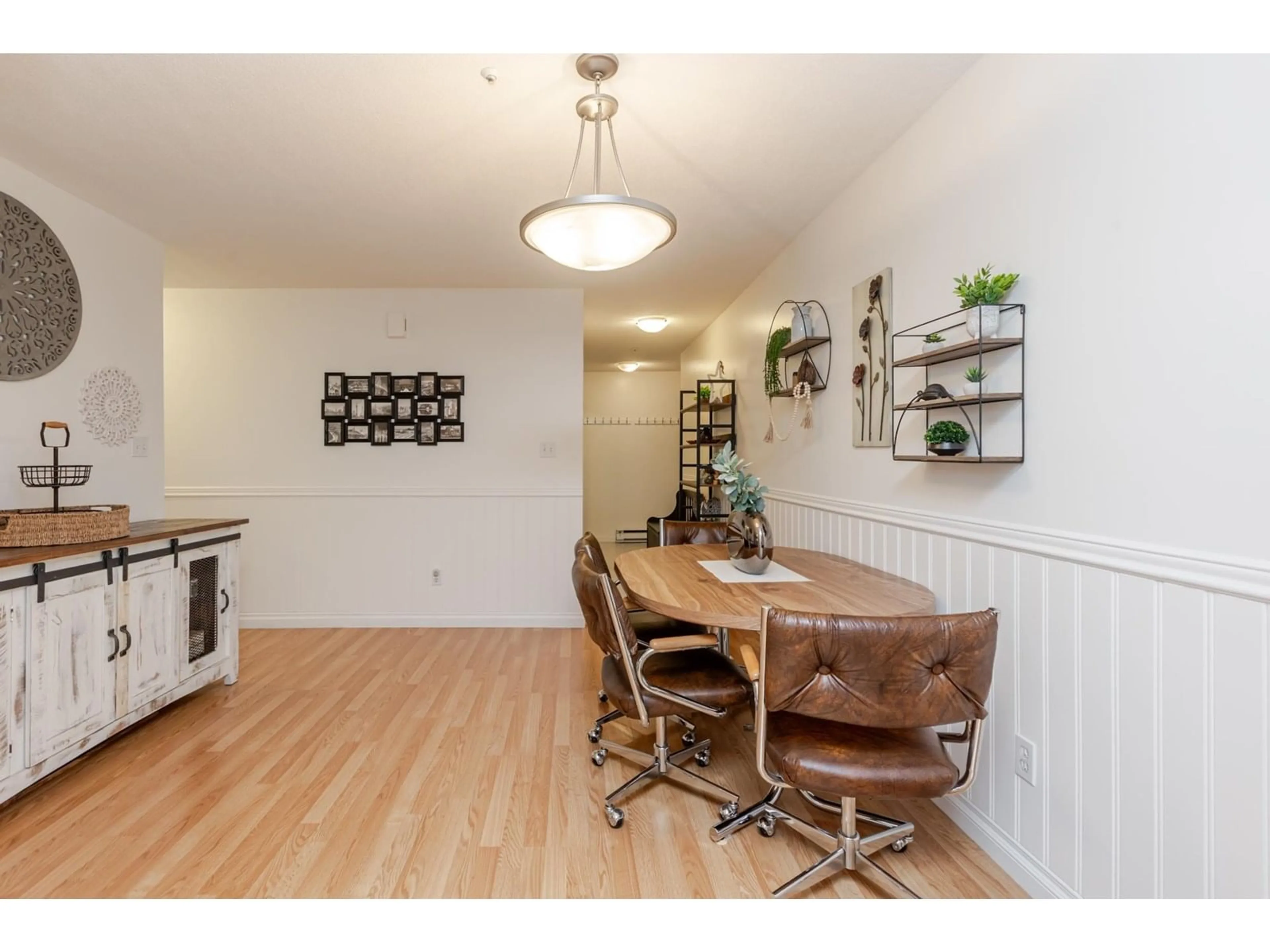 Dining room, wood/laminate floor for 44 - 5670 208, Langley British Columbia V3A8G4