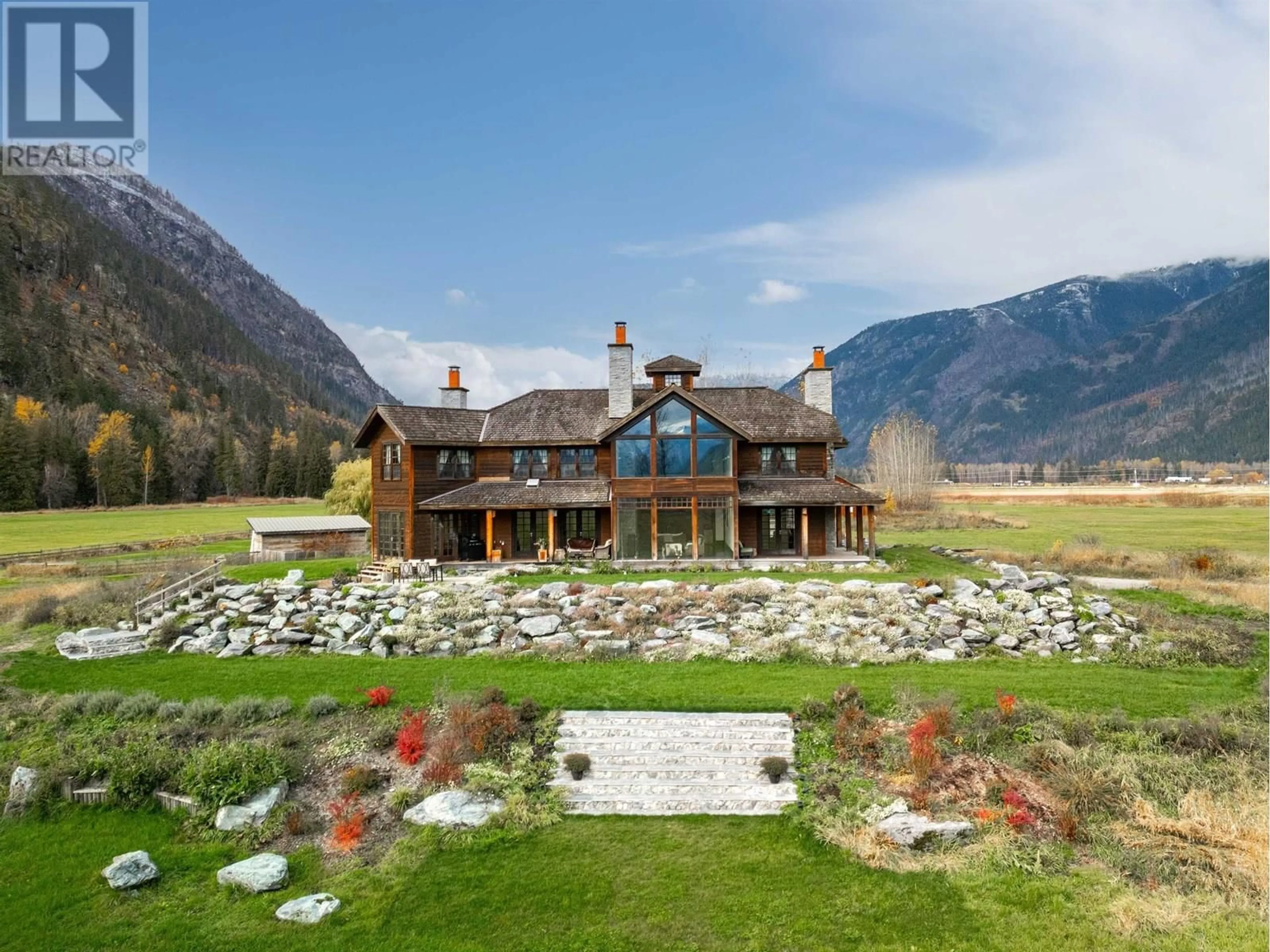A pic from outside/outdoor area/front of a property/back of a property/a pic from drone, mountain view for 9115 PEMBERTON MEADOWS ROAD, Pemberton British Columbia V0N2L2