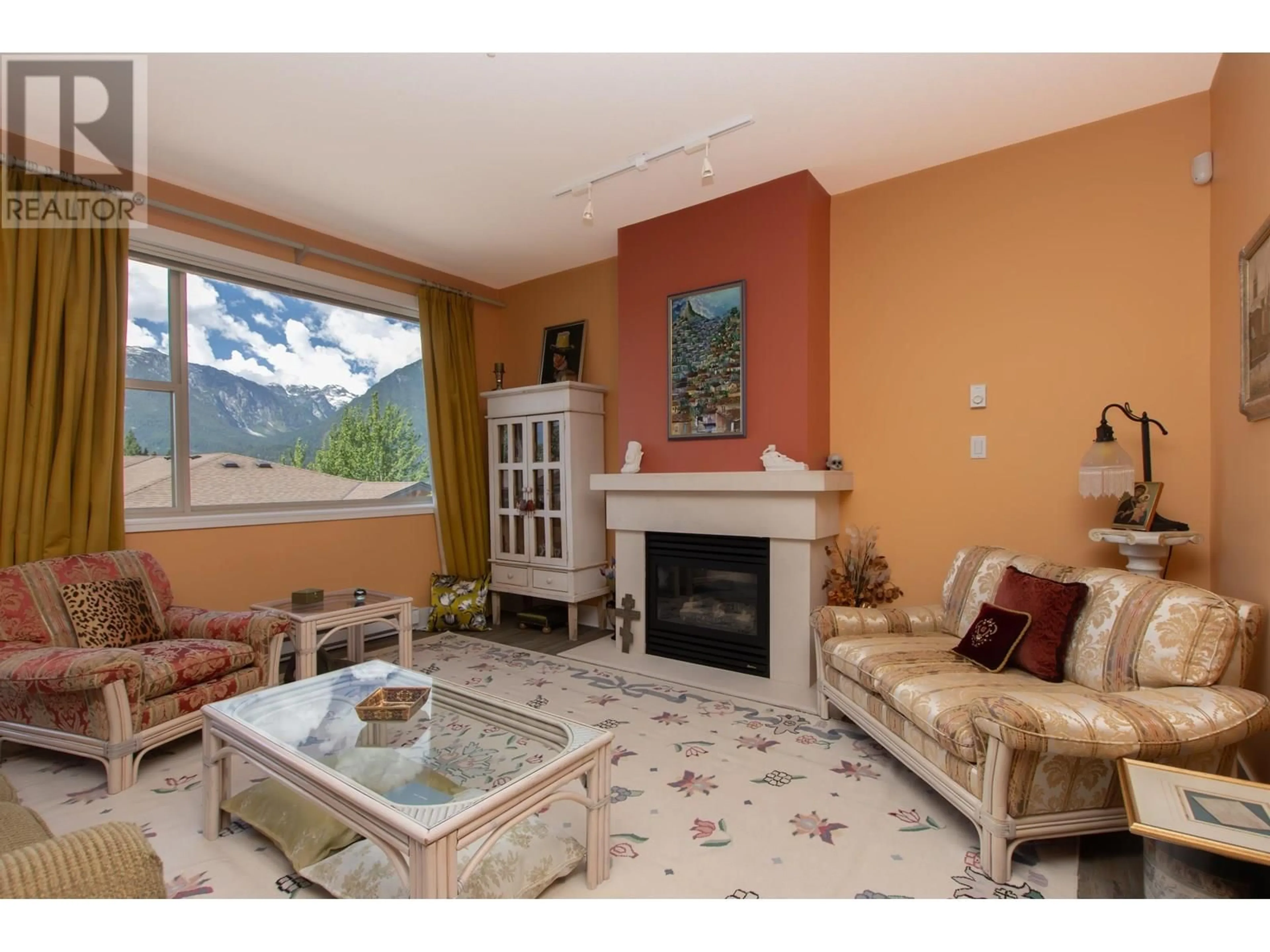 Living room with furniture, unknown for 4 - 1024 GLACIER VIEW DRIVE, Squamish British Columbia V8B0G1