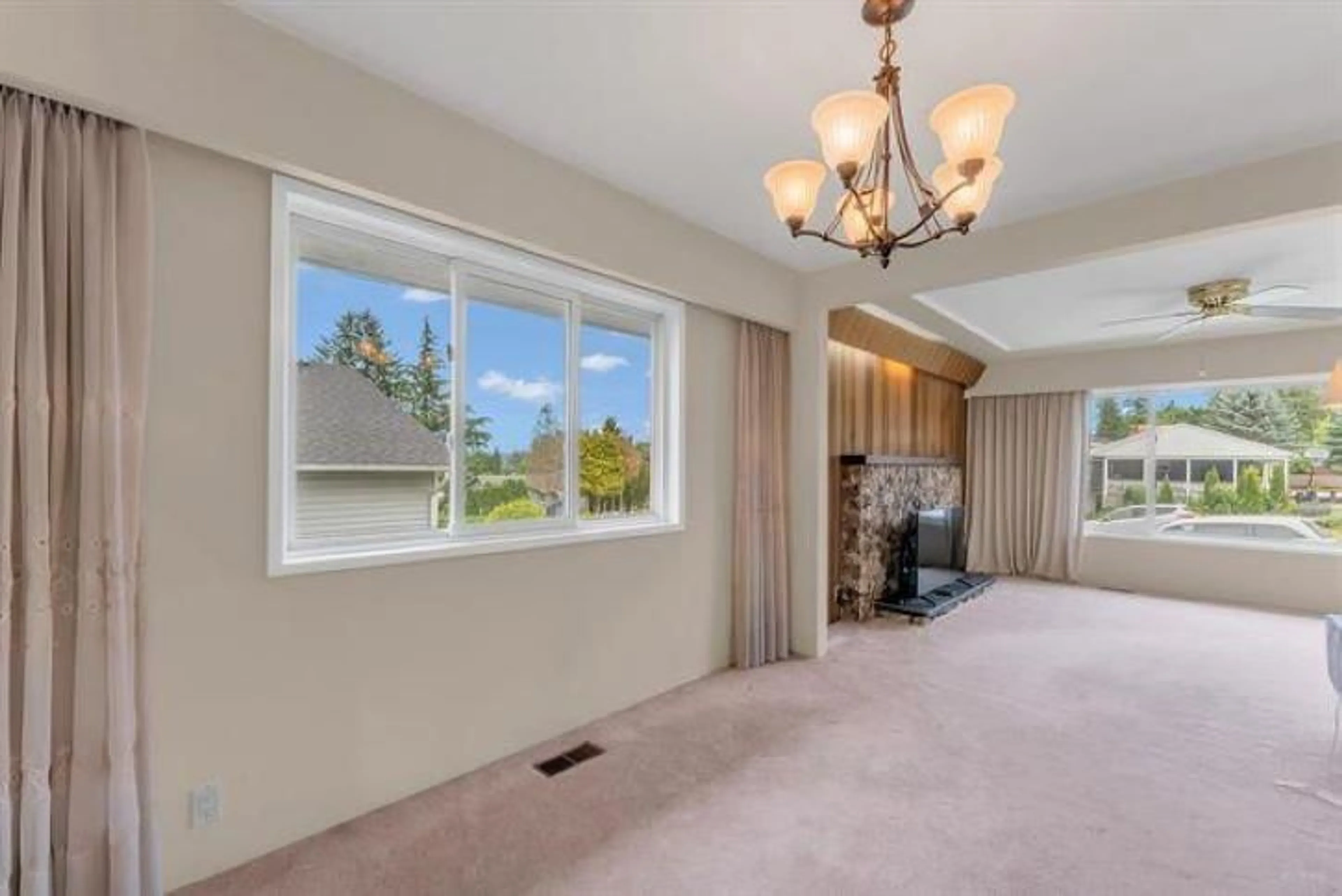 A pic of a room for 9889 118B, Surrey British Columbia V3V4B1