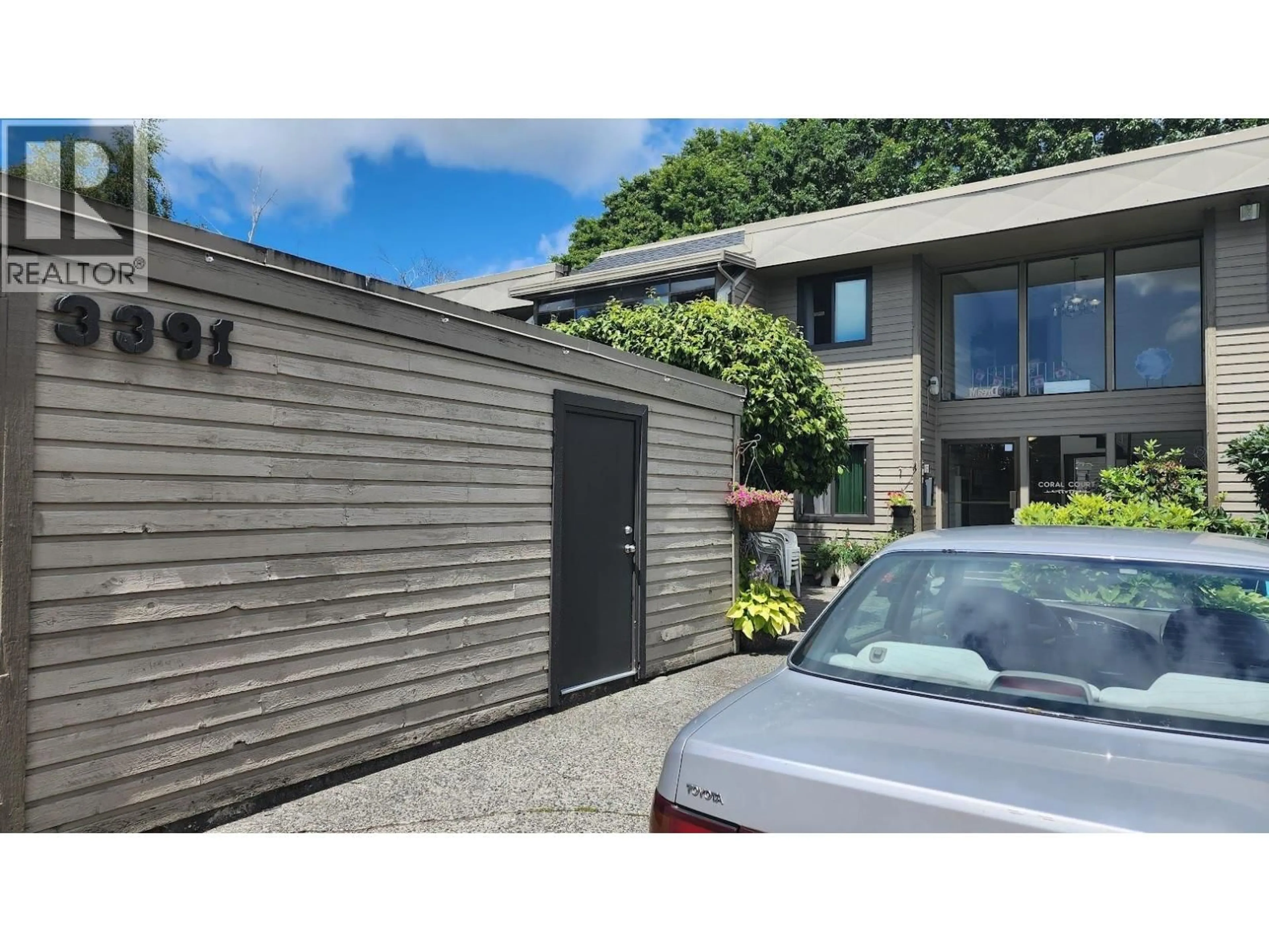 Unknown for 204 - 3391 SPRINGFIELD DRIVE, Richmond British Columbia V7E1Y9