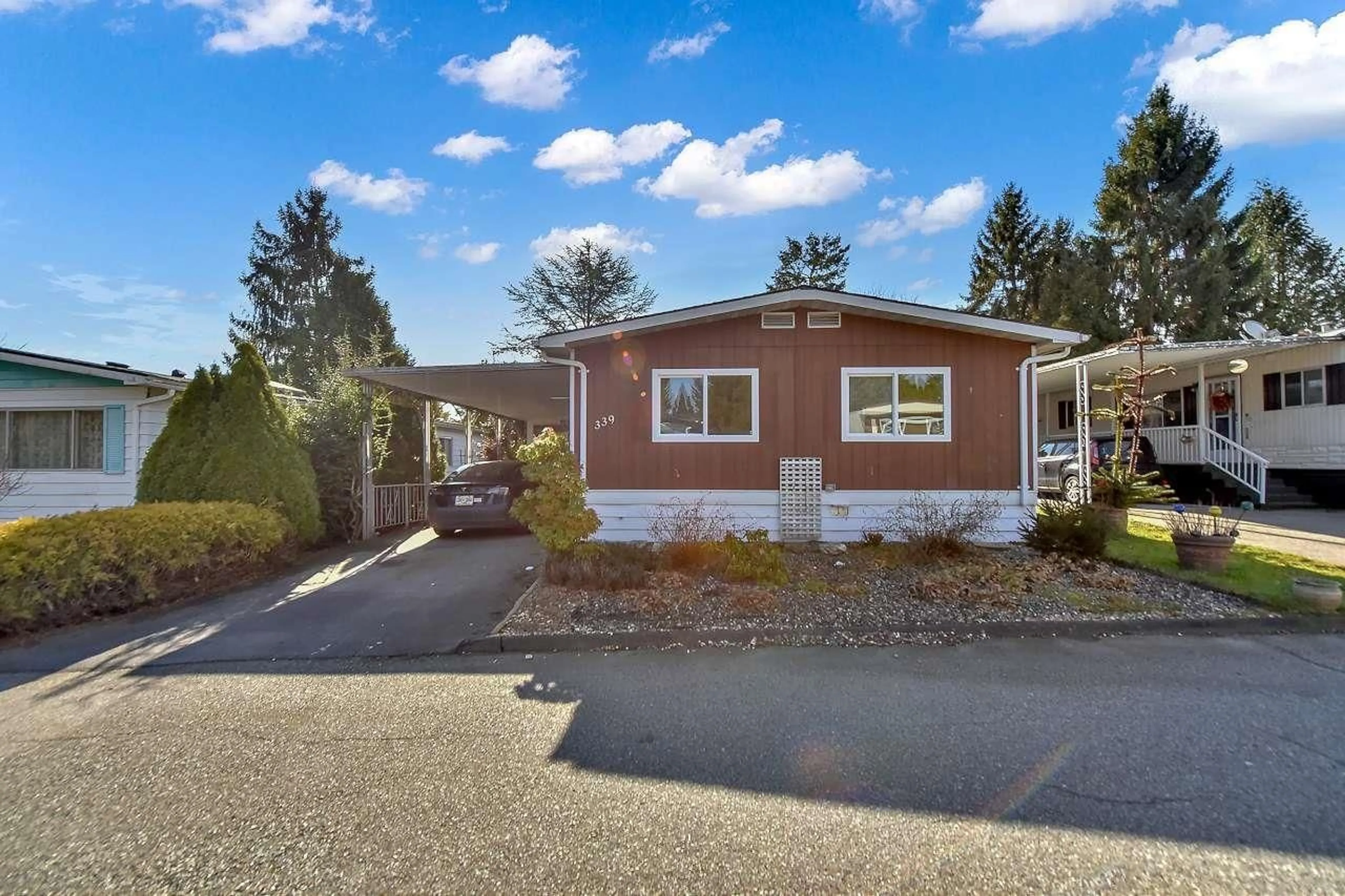Home with vinyl exterior material, street for 339 - 1840 160, Surrey British Columbia V4A4X4