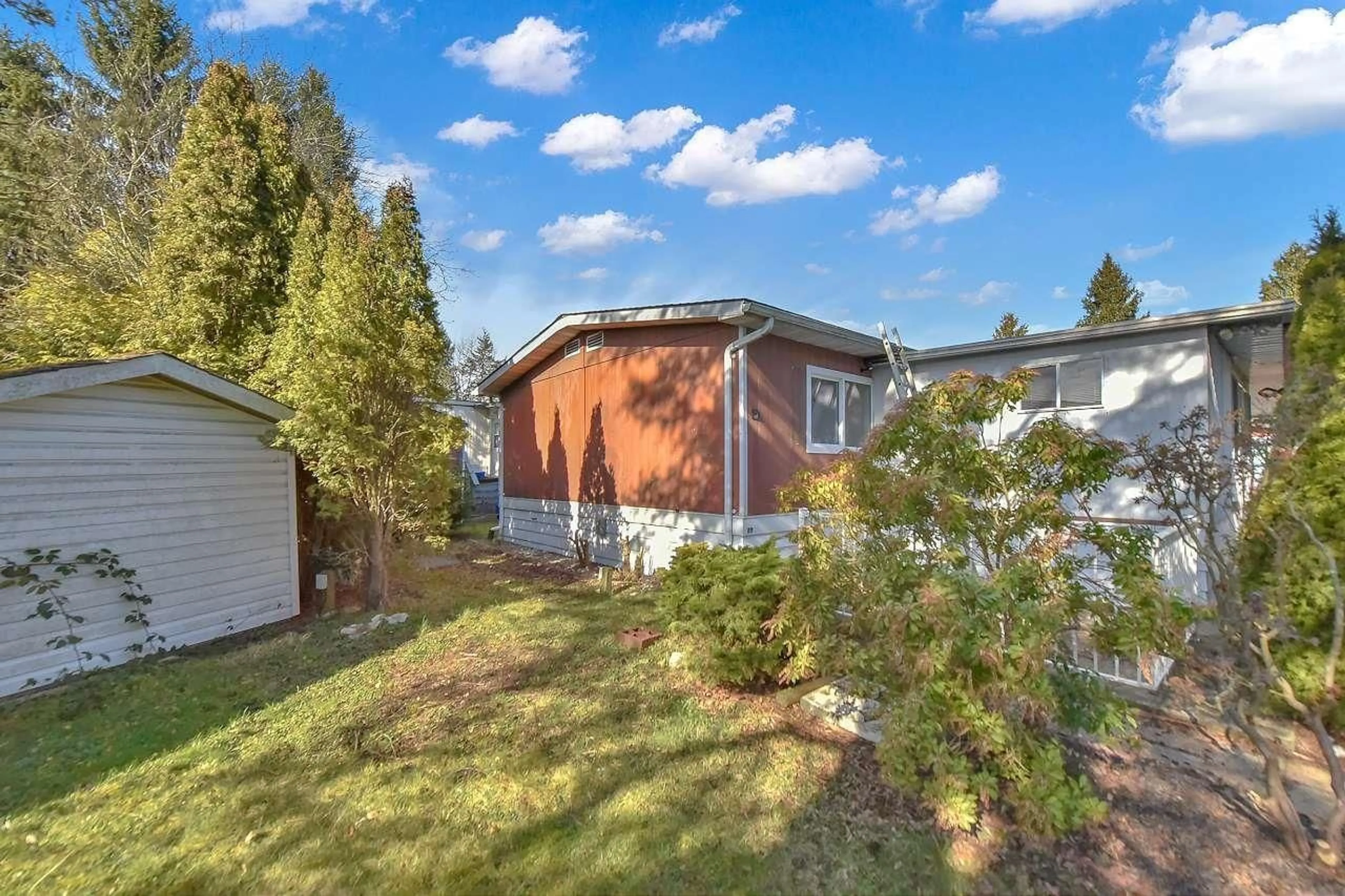 Unknown for 339 - 1840 160, Surrey British Columbia V4A4X4