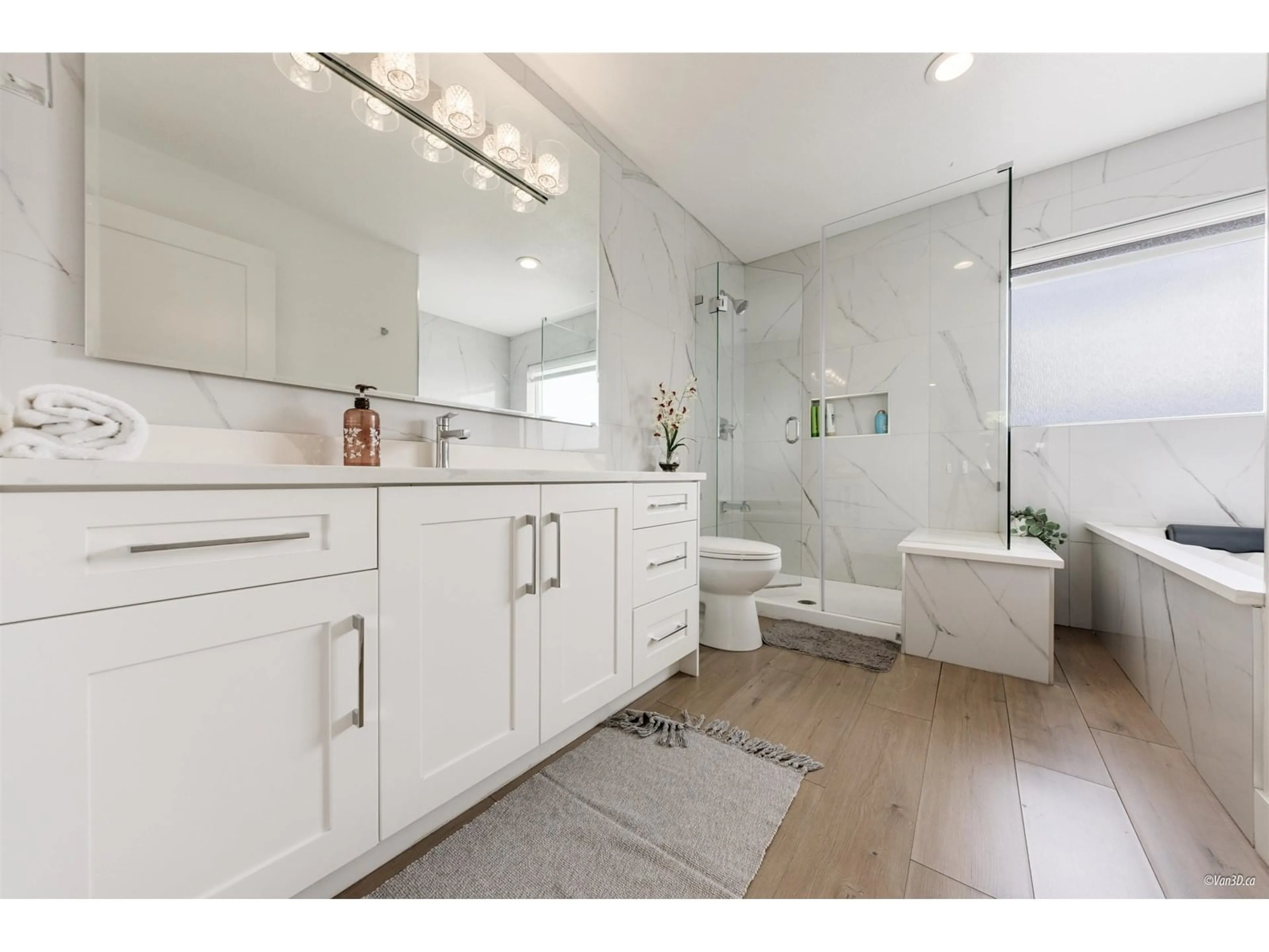 Contemporary bathroom, ceramic/tile floor for 6709 216, Langley British Columbia V2Y0W9