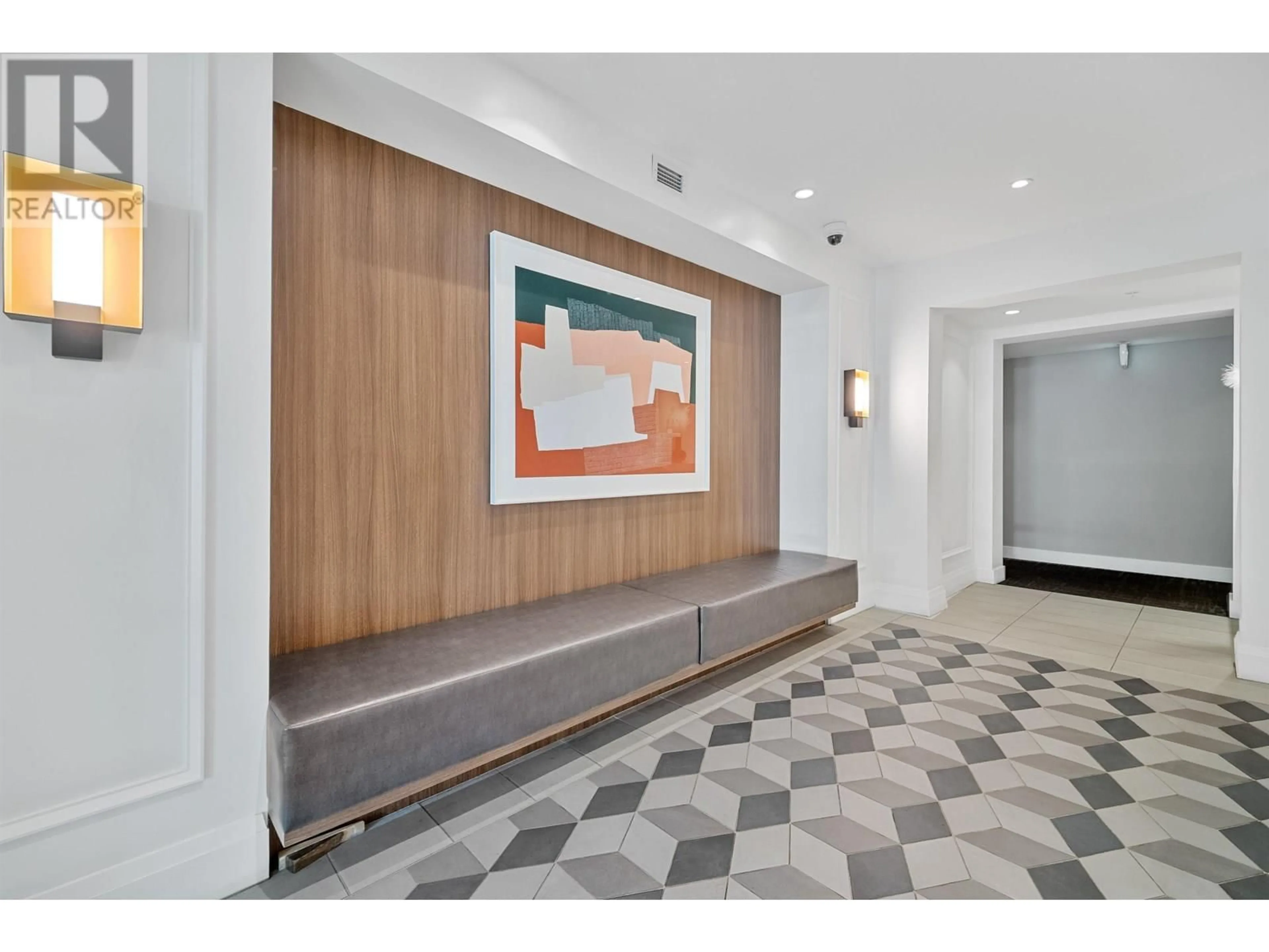 Indoor foyer for 212 - 9228 SLOPES MEWS, Burnaby British Columbia V5A0E9