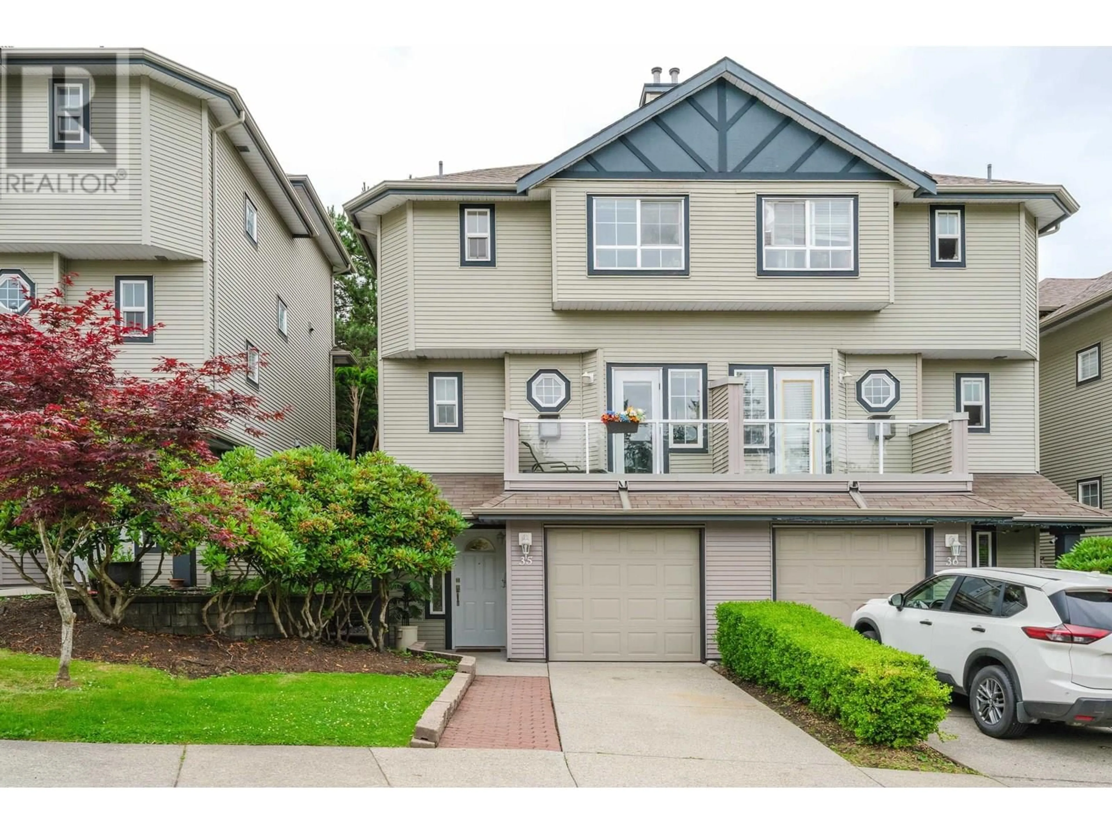 Home with vinyl exterior material, street for 35 - 11229 232 STREET, Maple Ridge British Columbia V2X2N4