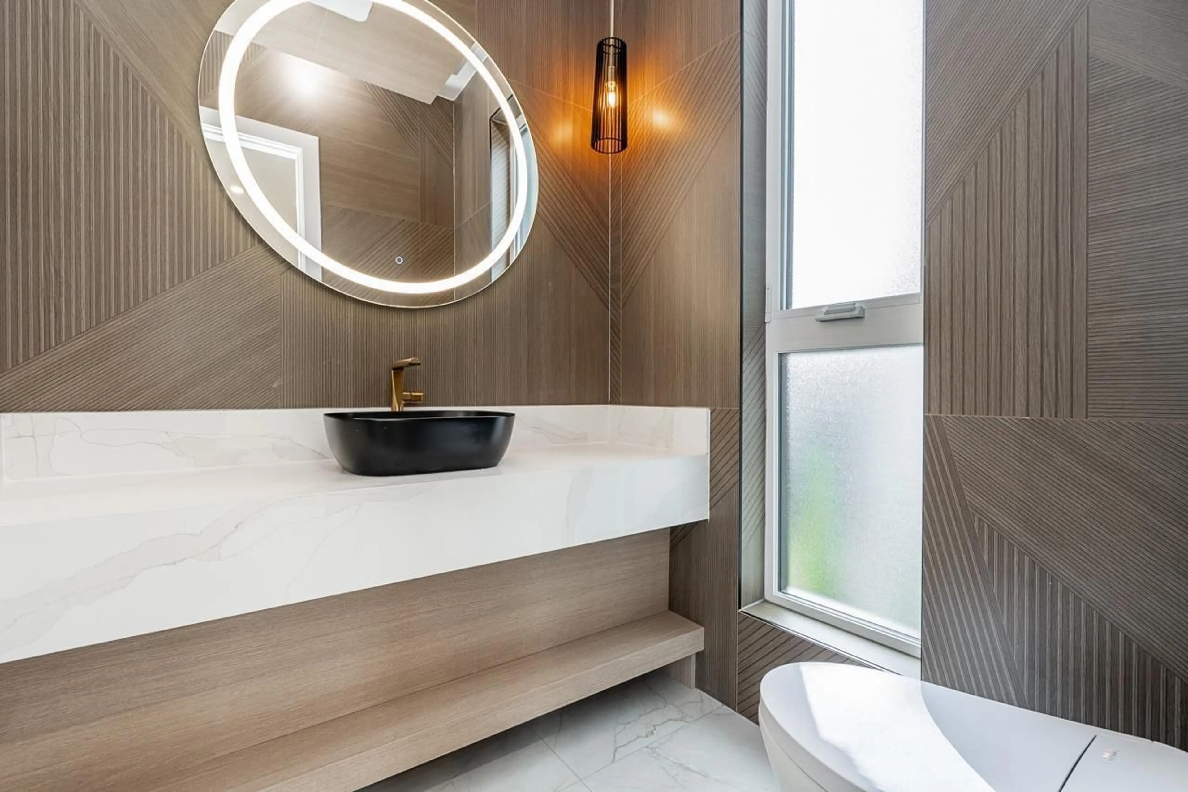Contemporary bathroom, ceramic/tile floor for 10168 161, Surrey British Columbia V4N2K2