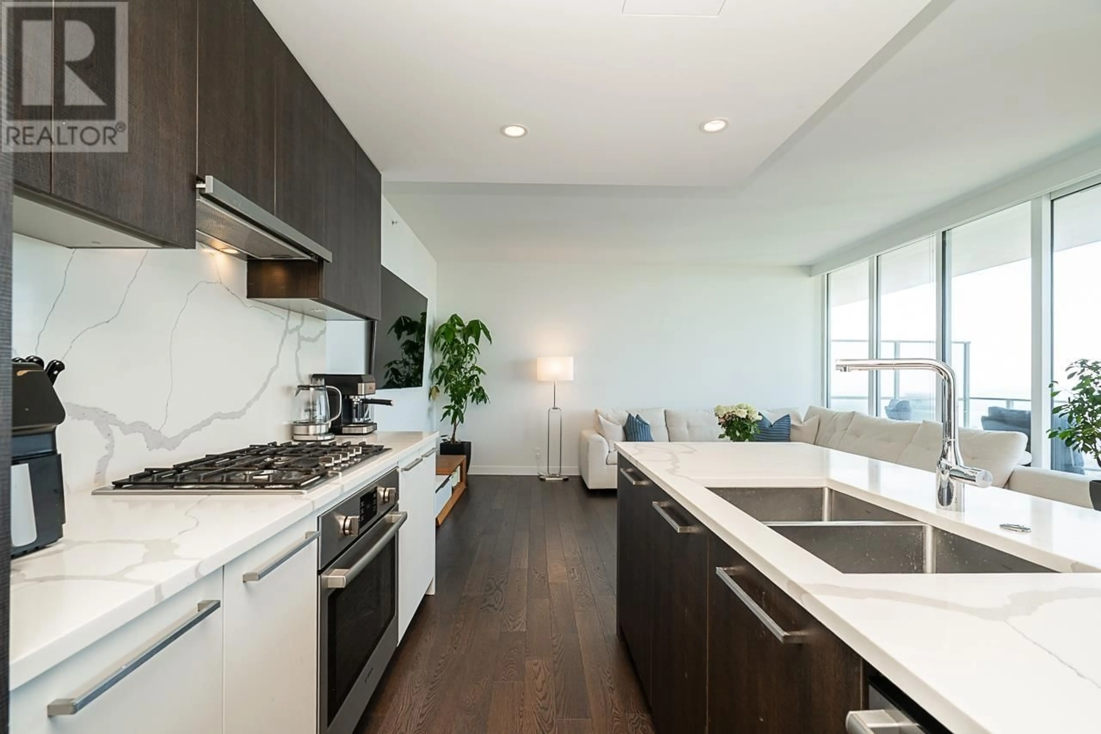 Open concept kitchen, unknown for 4601 - 567 CLARKE ROAD, Coquitlam British Columbia V3J0K7