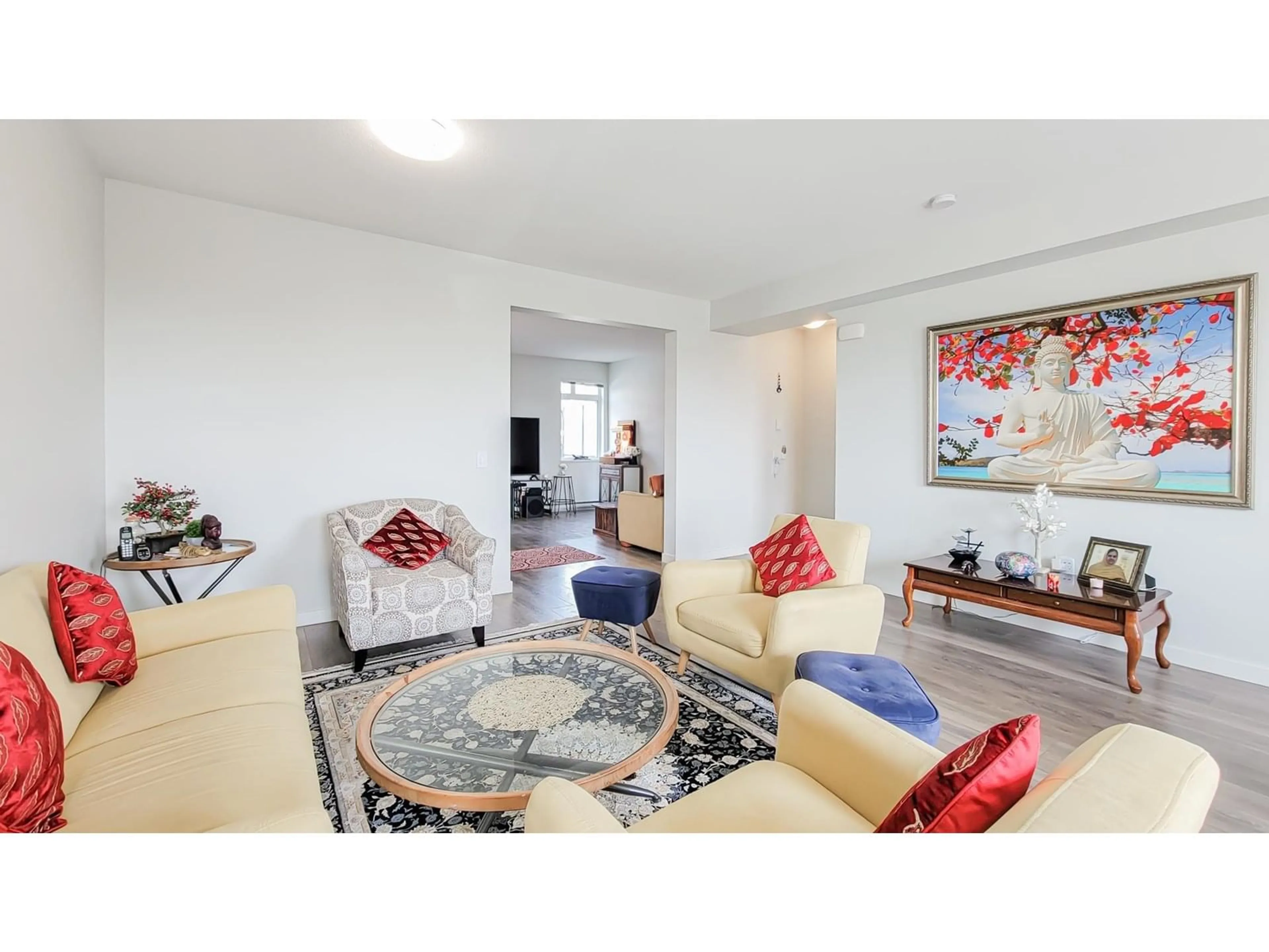 Living room with furniture, unknown for 101 - 15111 EDMUND, Surrey British Columbia V3S0A5